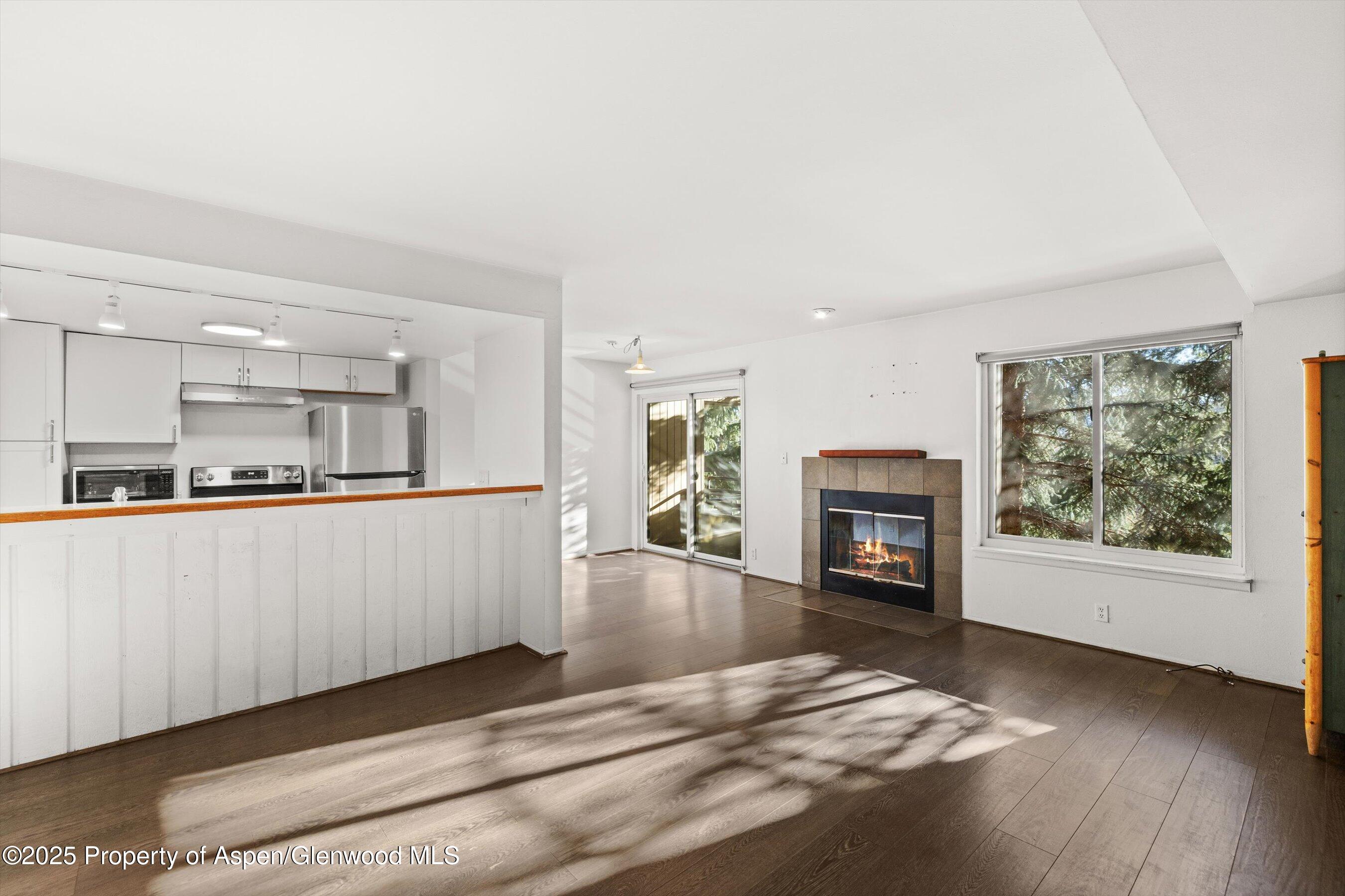 35 Lower Woodbridge Road, V/177 Property Photo 1