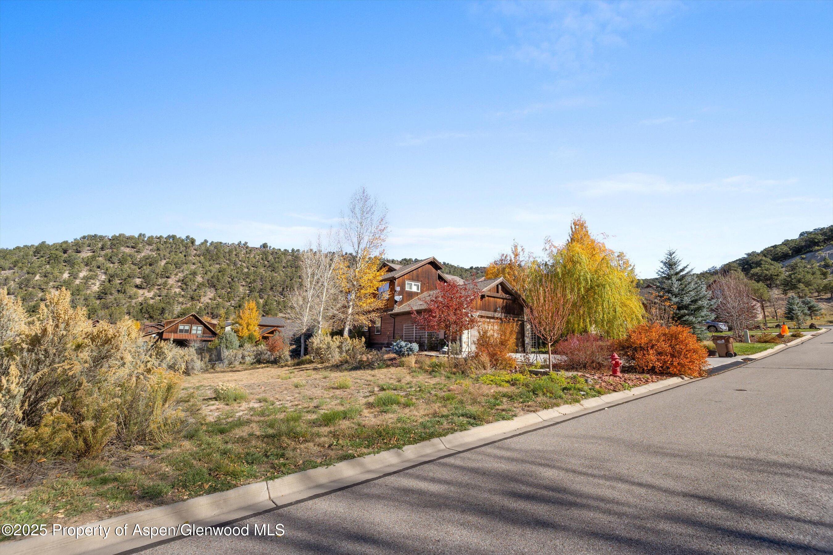 95 Cliff Rose Way Property Photo 9
