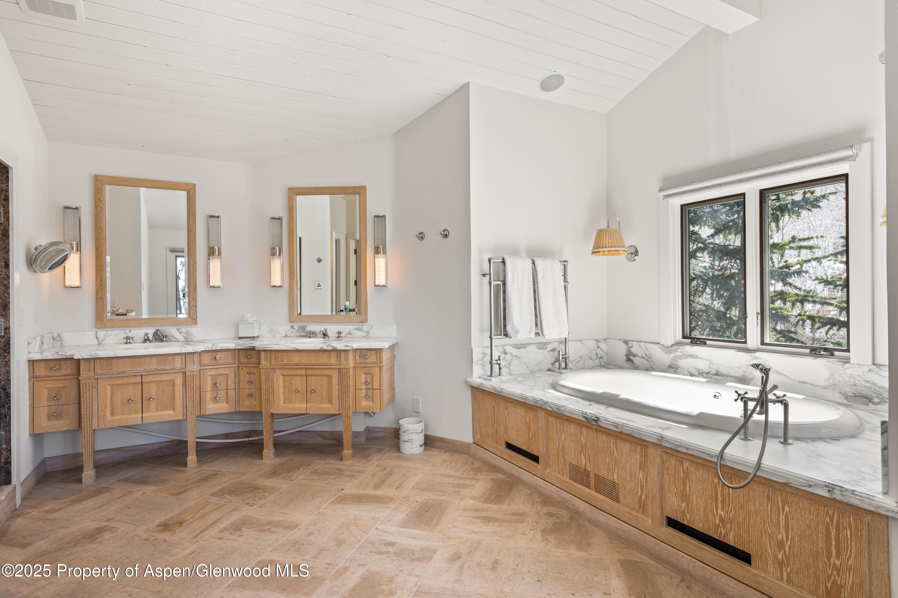 156 Eppley Drive Property Photo 16