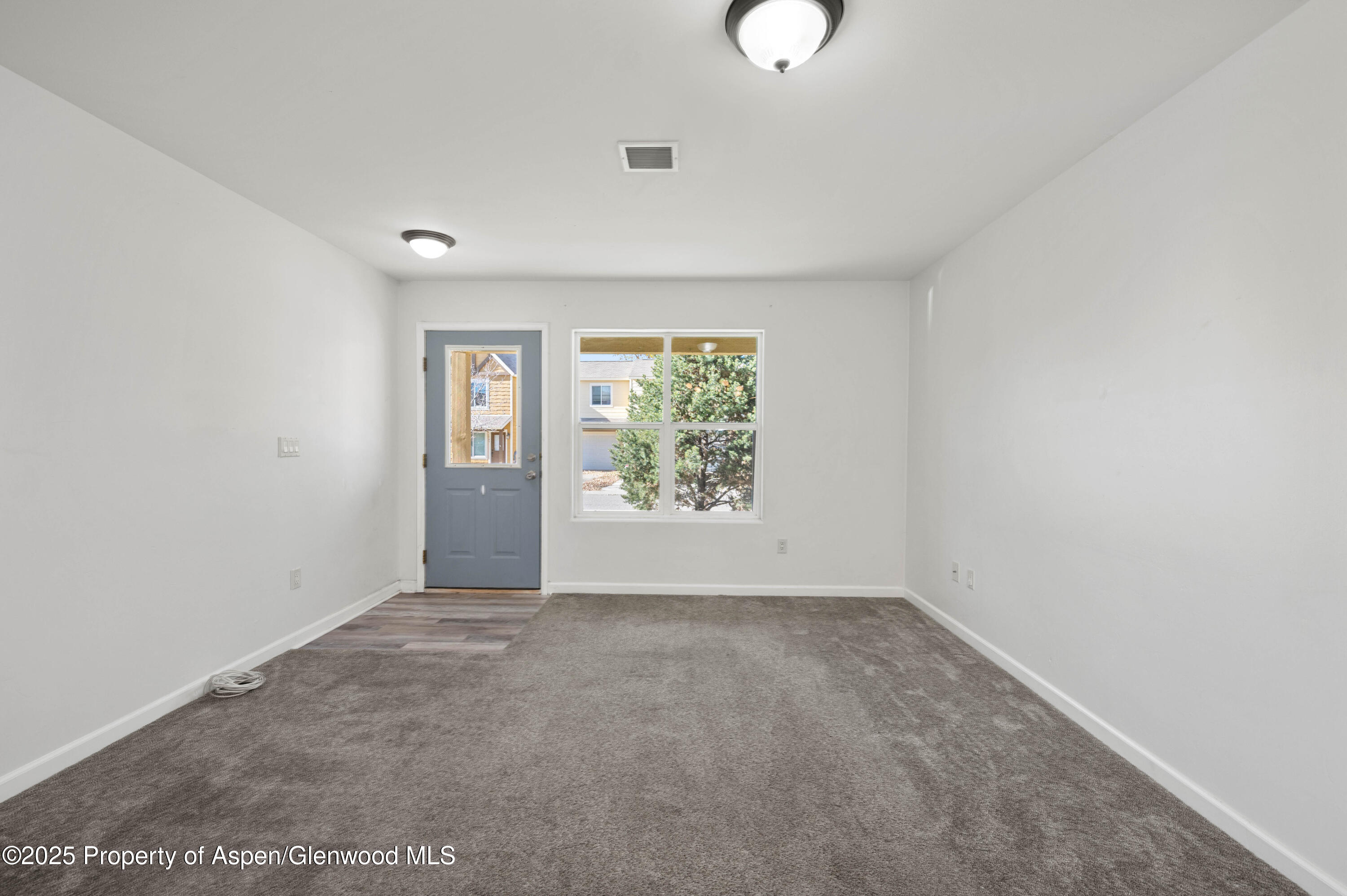 148 W 26th Street Property Photo 4