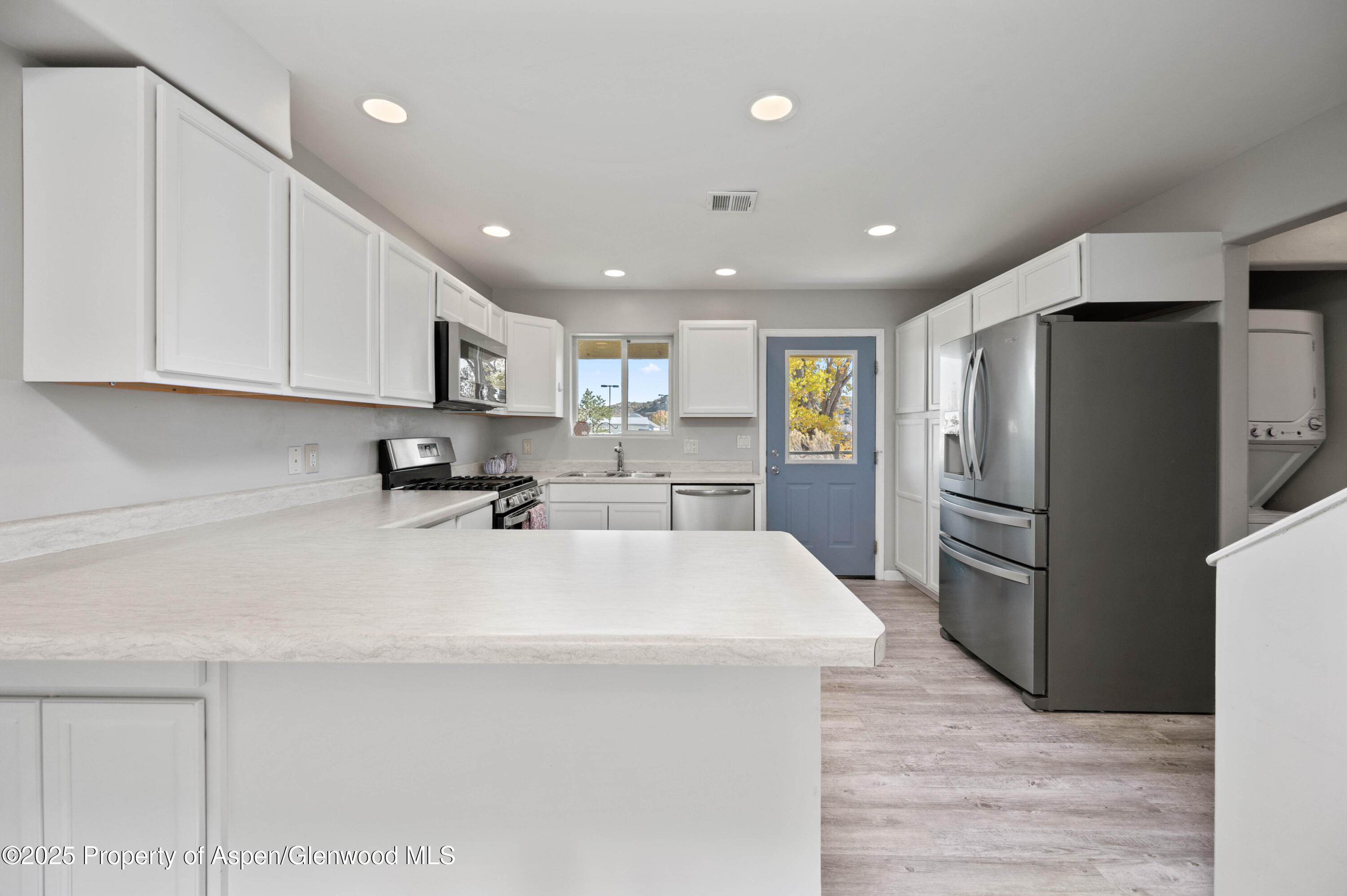 148 W 26th Street Property Photo 6