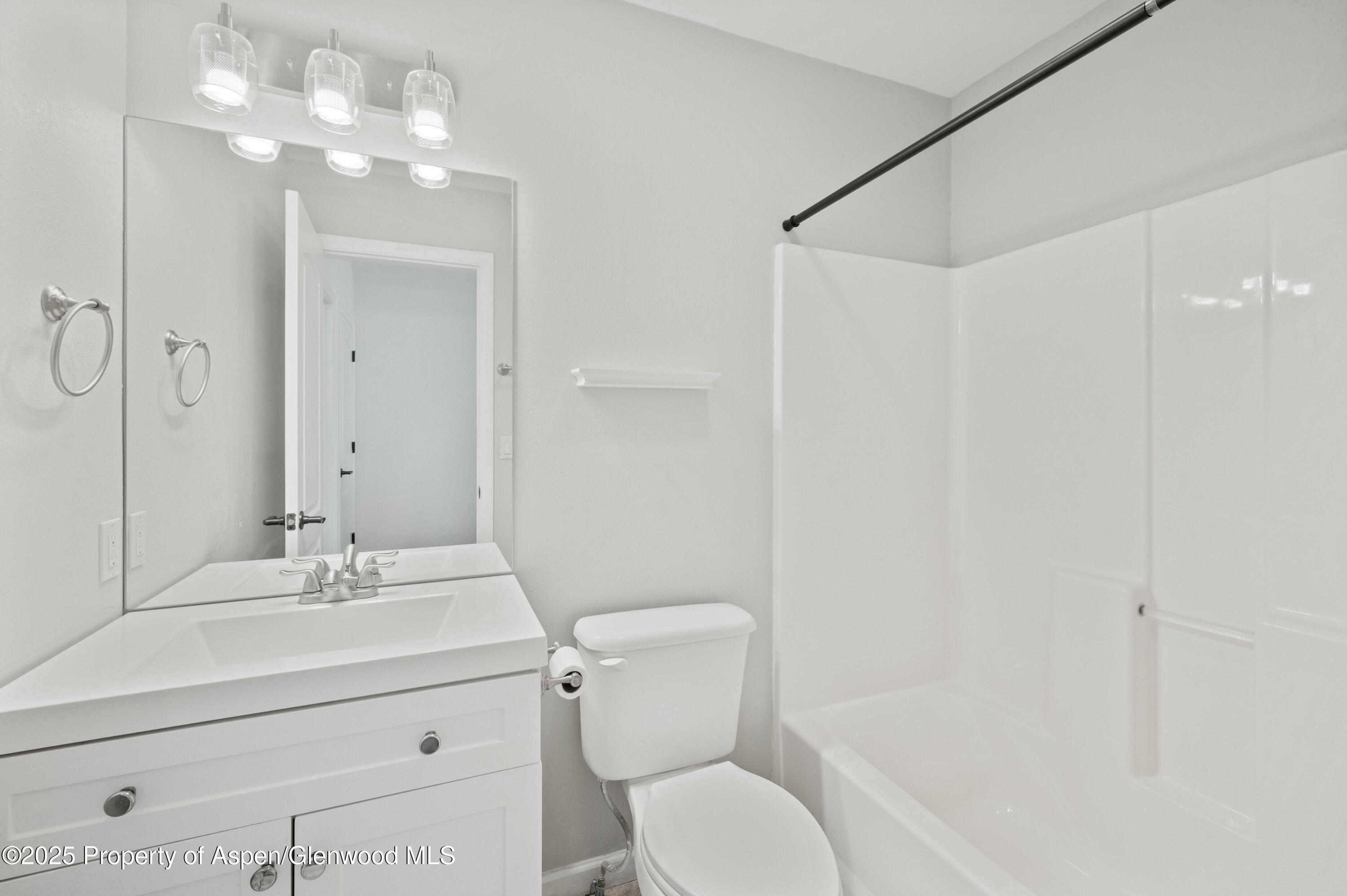 148 W 26th Street Property Photo 17