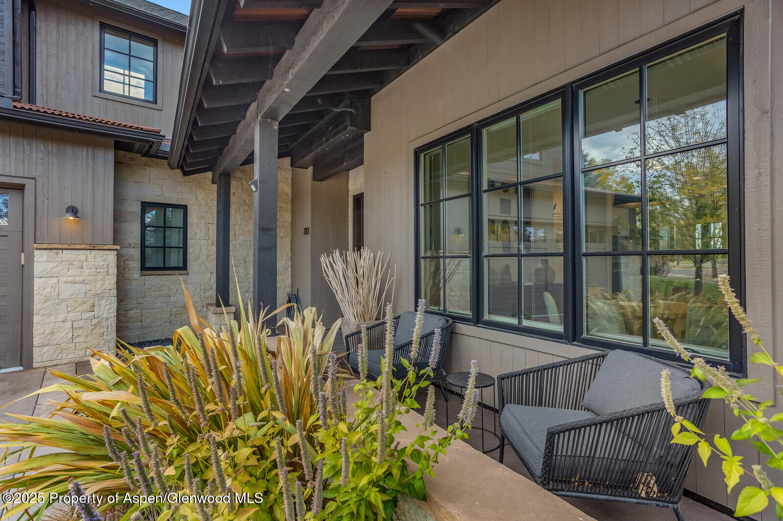 283 Crystal Canyon Drive Property Photo 5