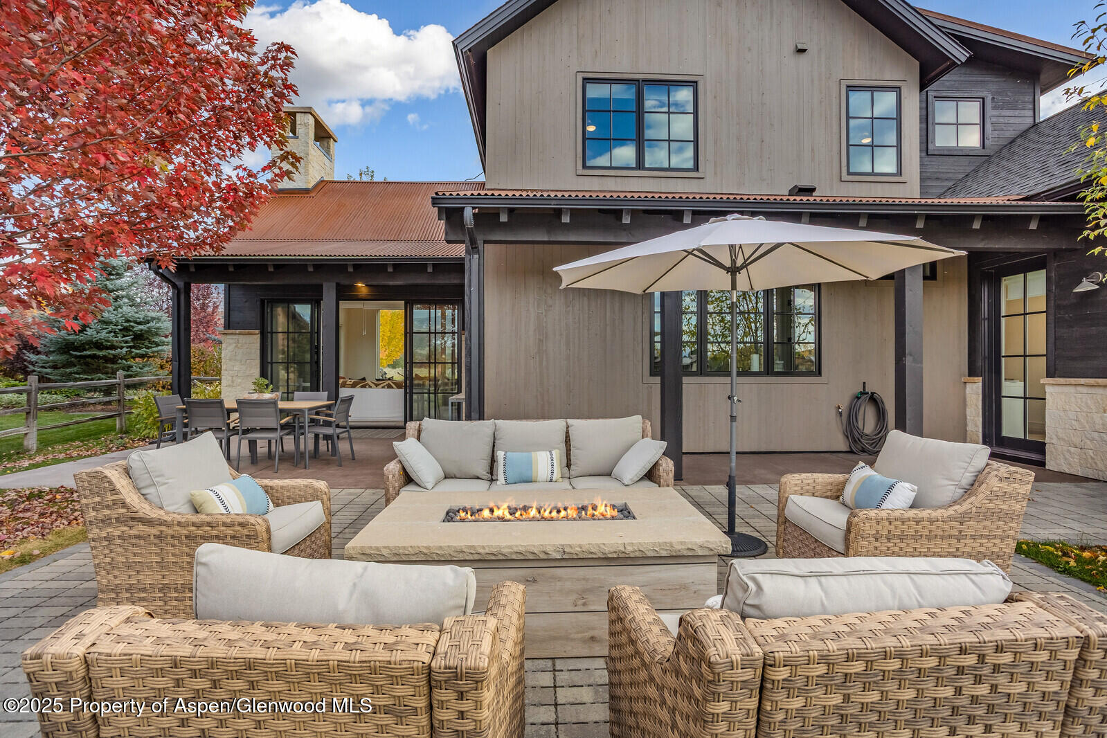 283 Crystal Canyon Drive Property Photo 8