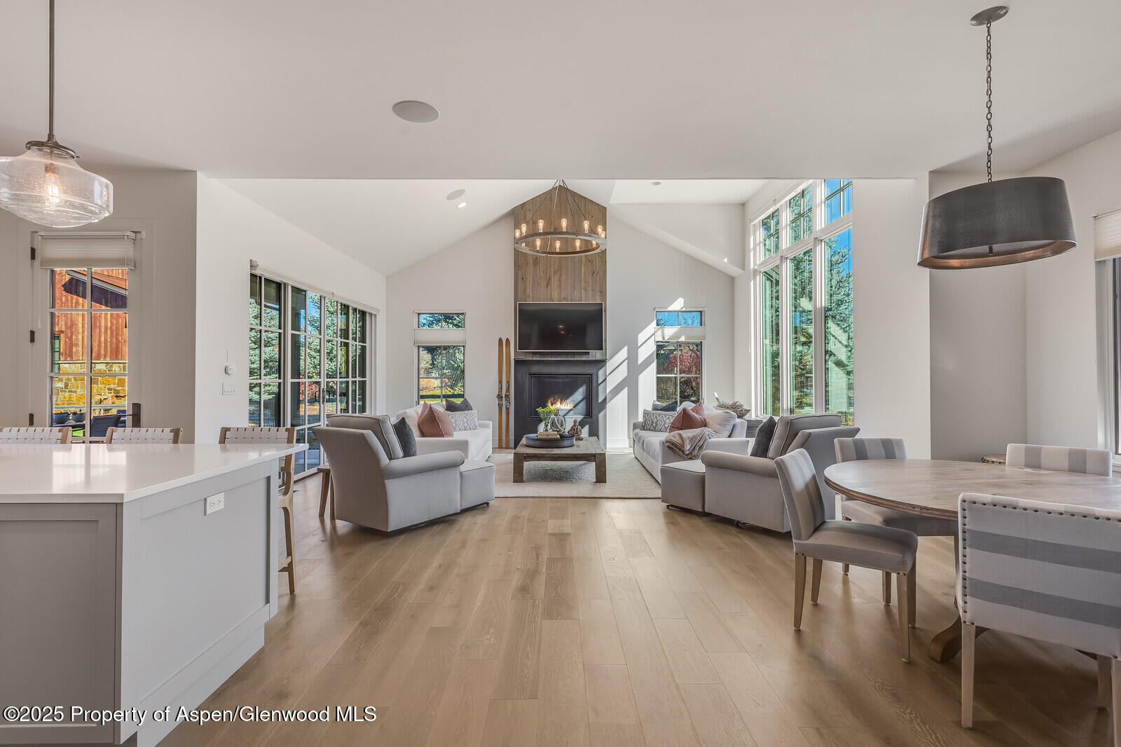 283 Crystal Canyon Drive Property Photo 21