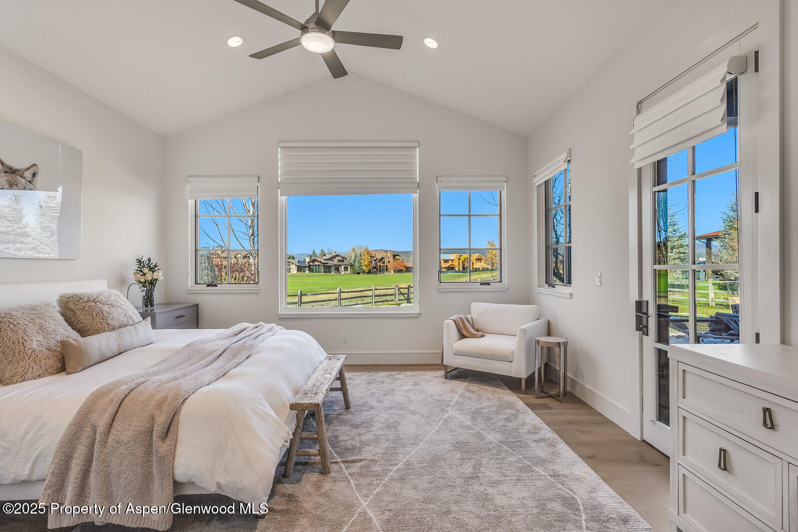 283 Crystal Canyon Drive Property Photo 33