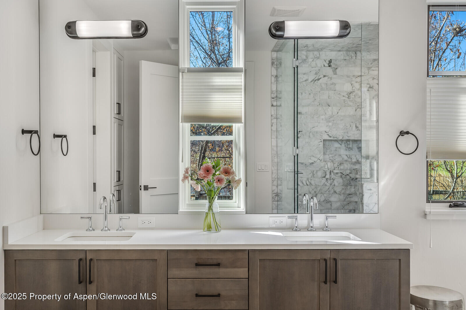 283 Crystal Canyon Drive Property Photo 38