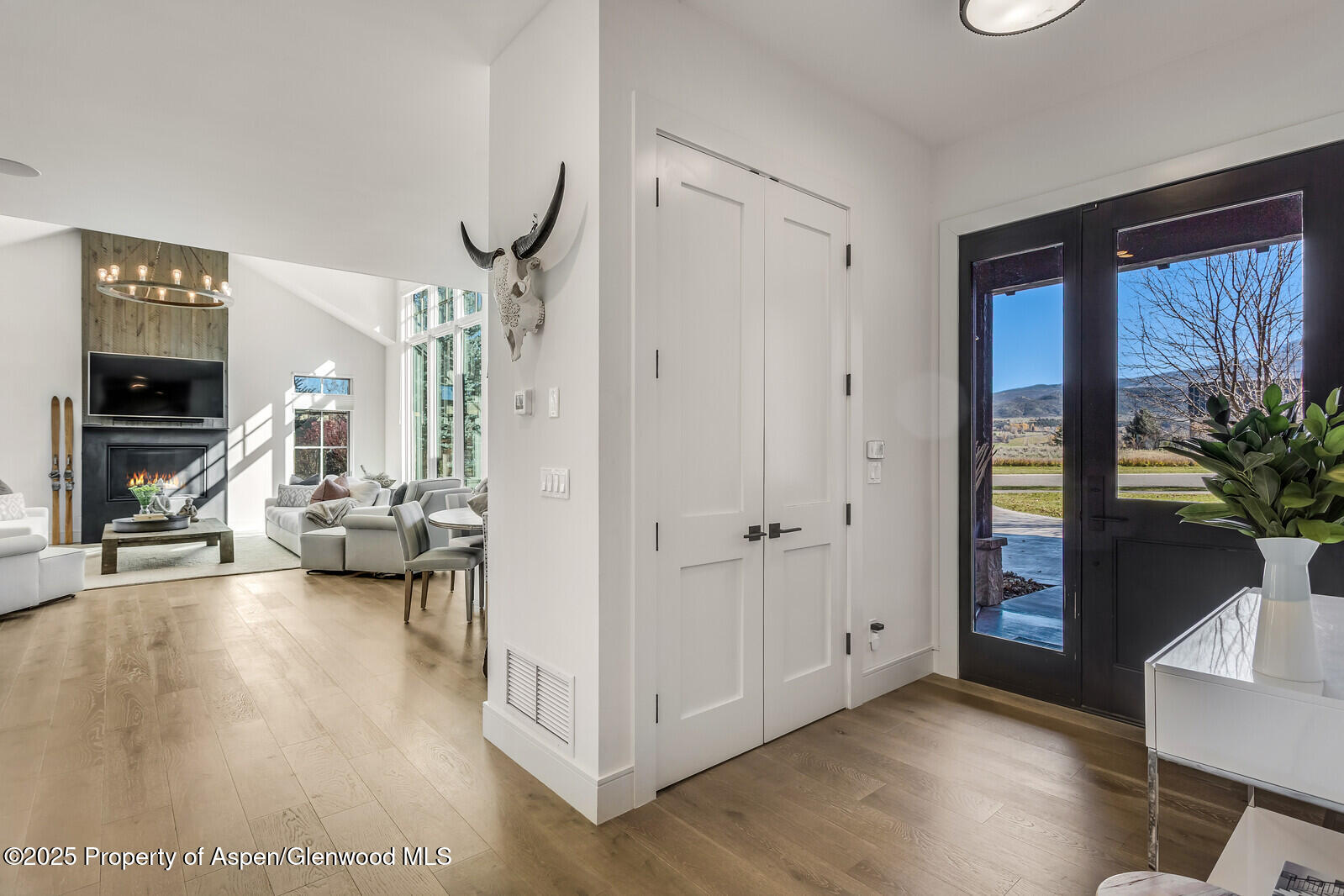 283 Crystal Canyon Drive Property Photo 41