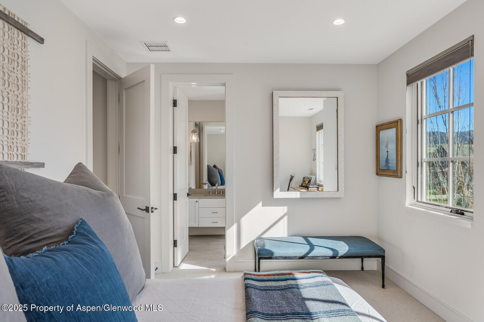 283 Crystal Canyon Drive Property Photo 48