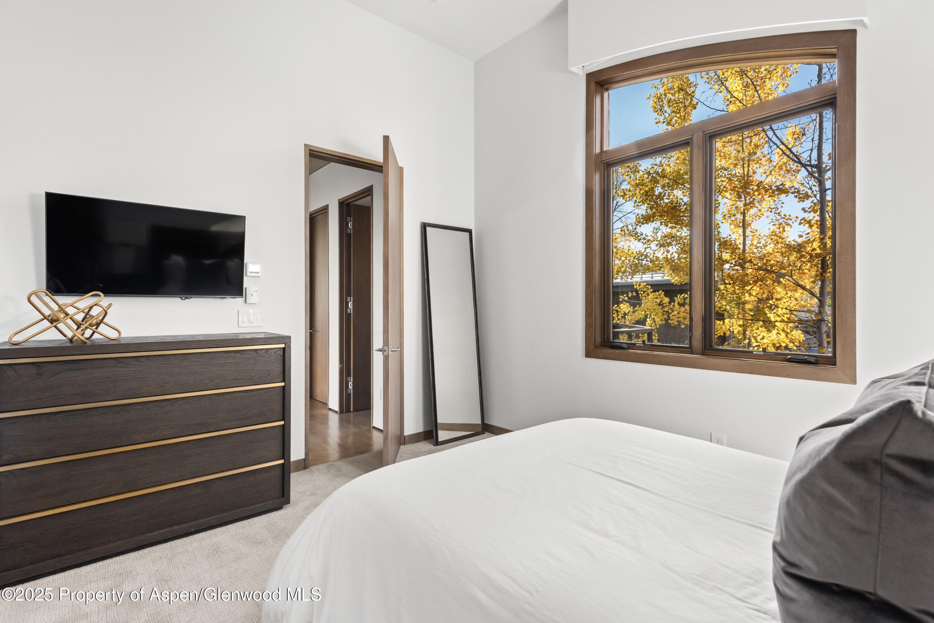 522 Spruce Street Property Photo 15