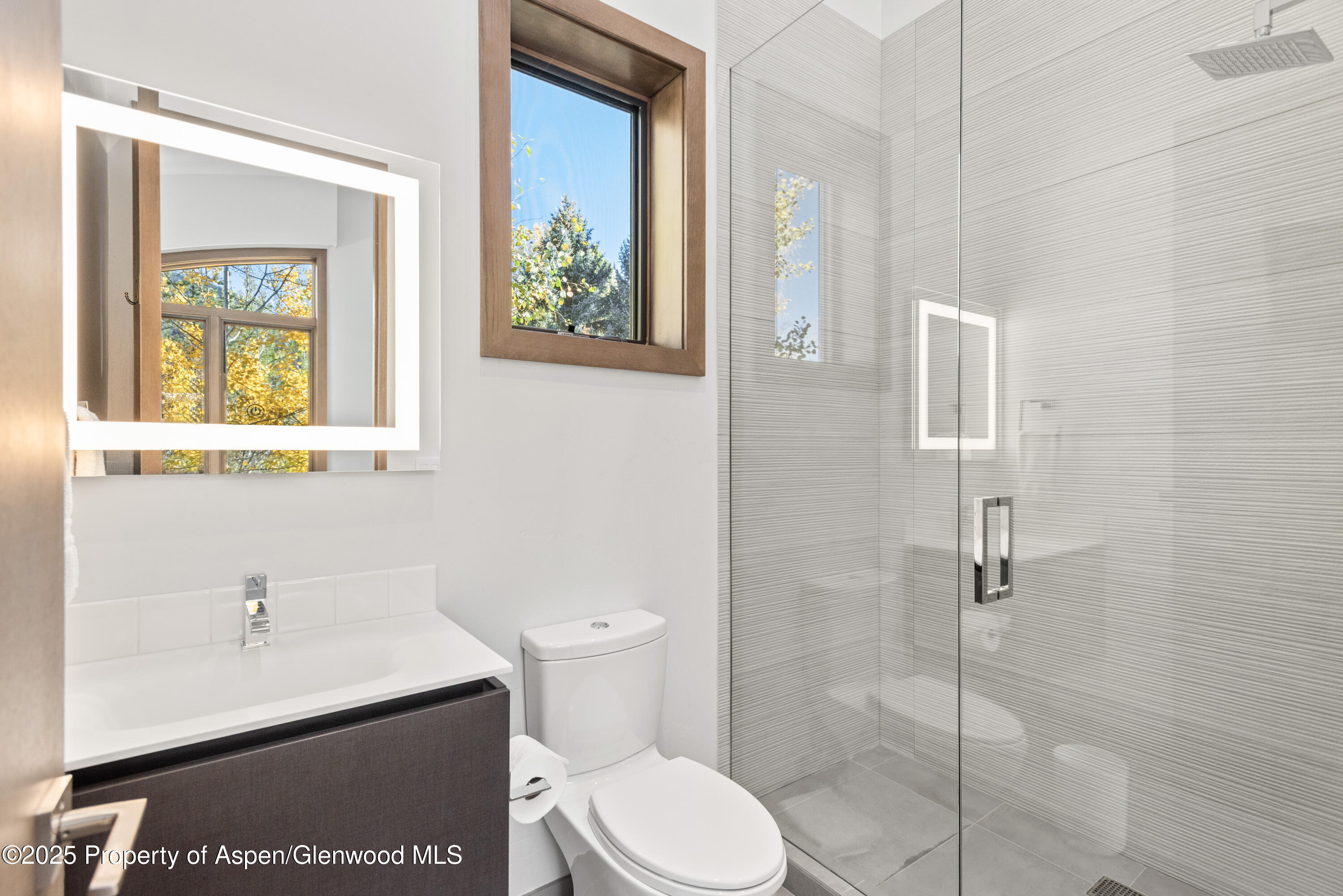 522 Spruce Street Property Photo 16