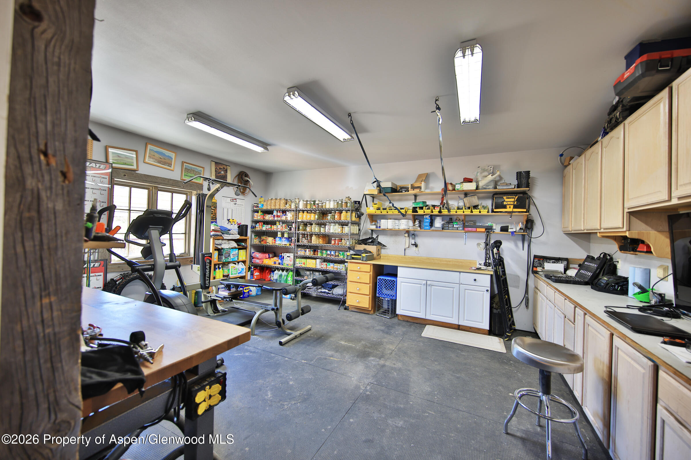10497 54 7/10 Road Property Photo 21
