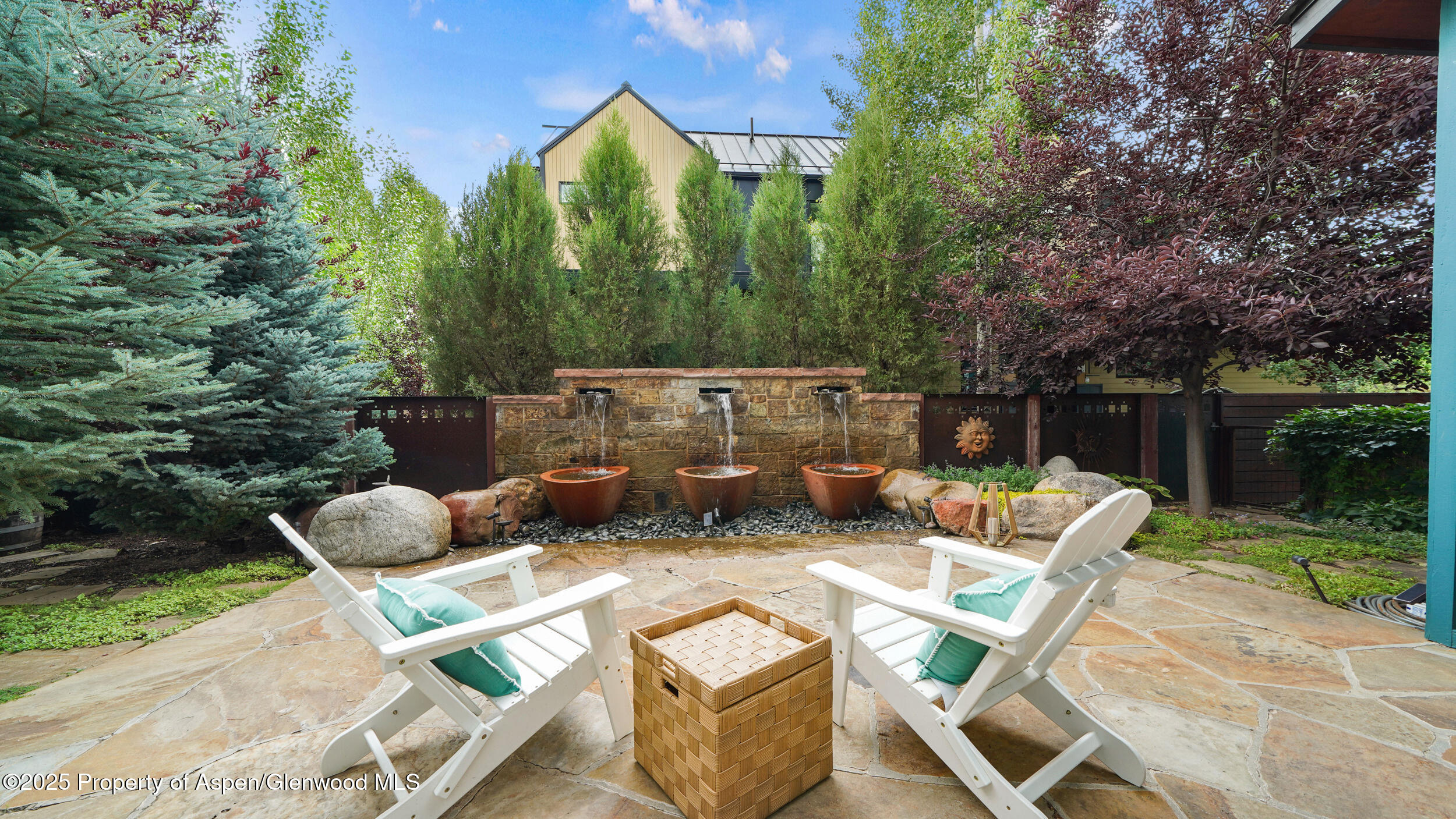 225 Juniper Court Property Photo 7