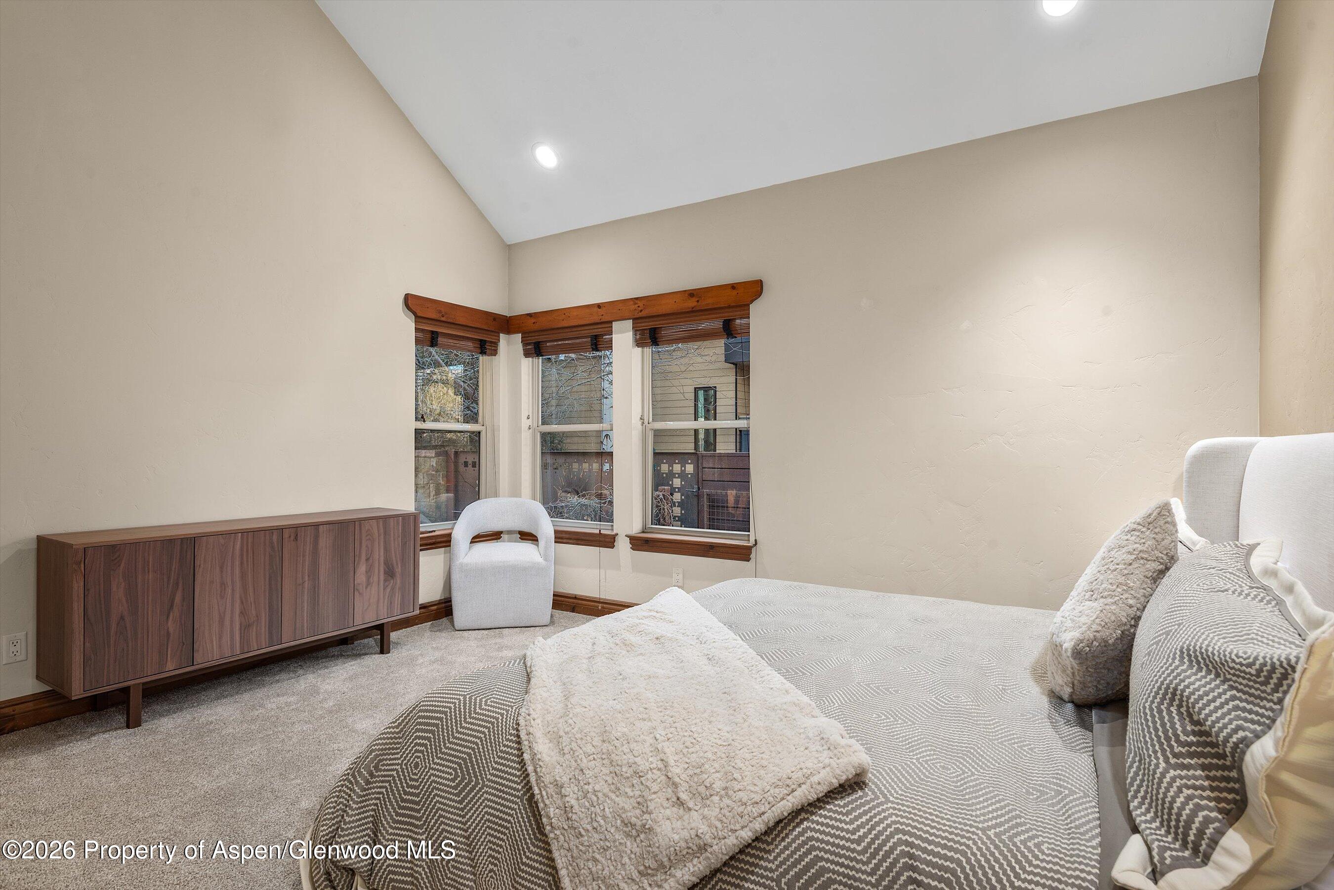 225 Juniper Court Property Photo 14