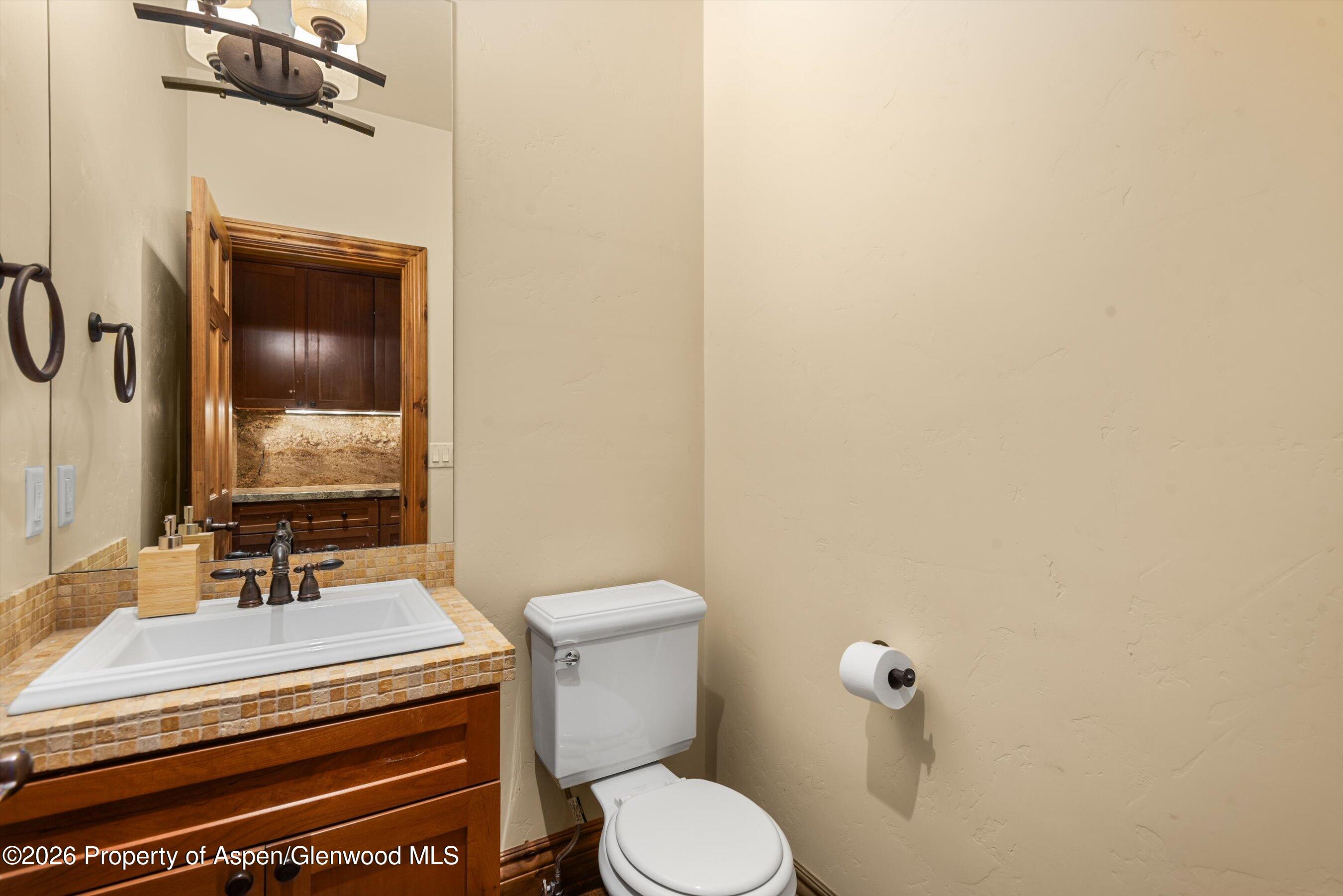 225 Juniper Court Property Photo 22