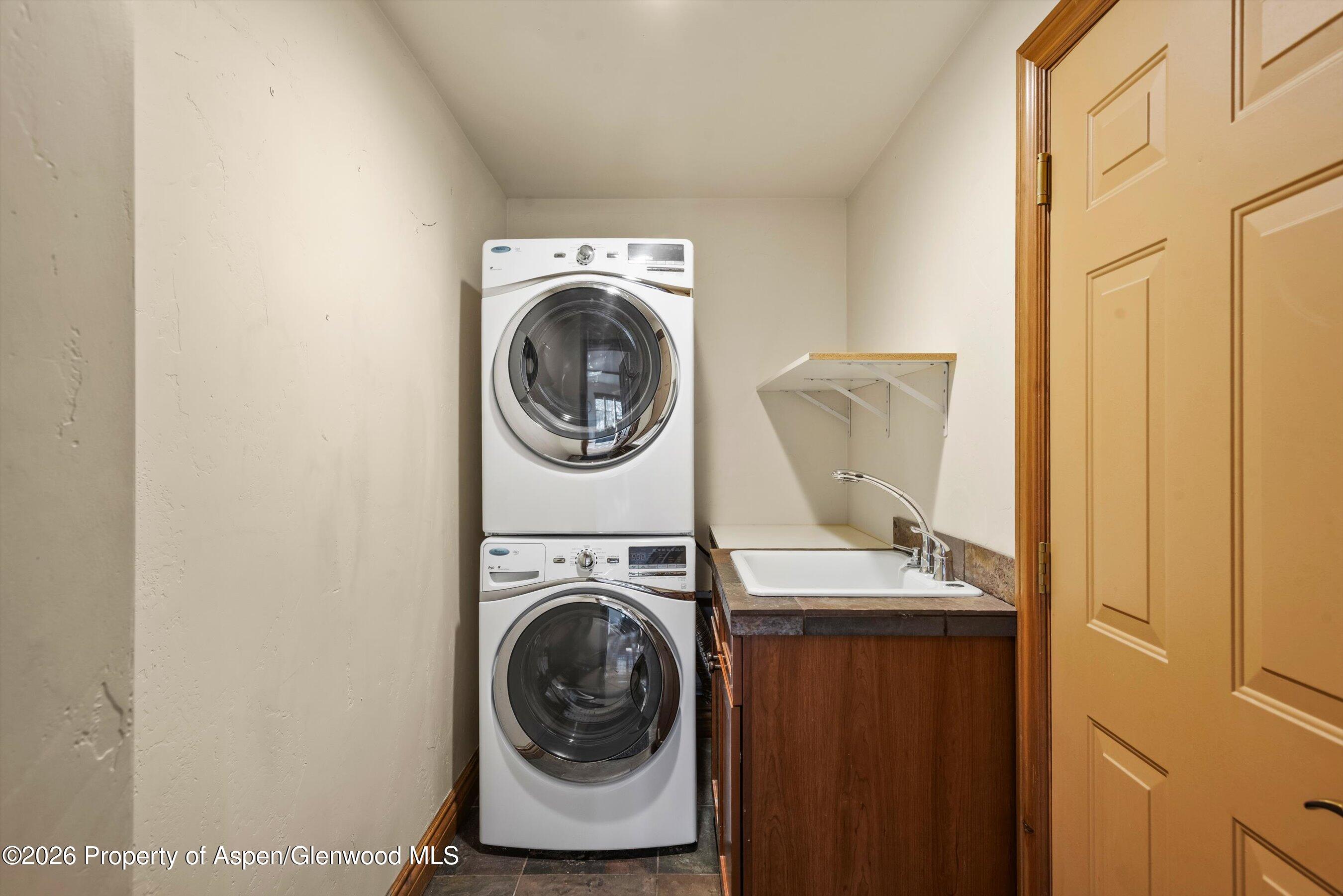 225 Juniper Court Property Photo 23