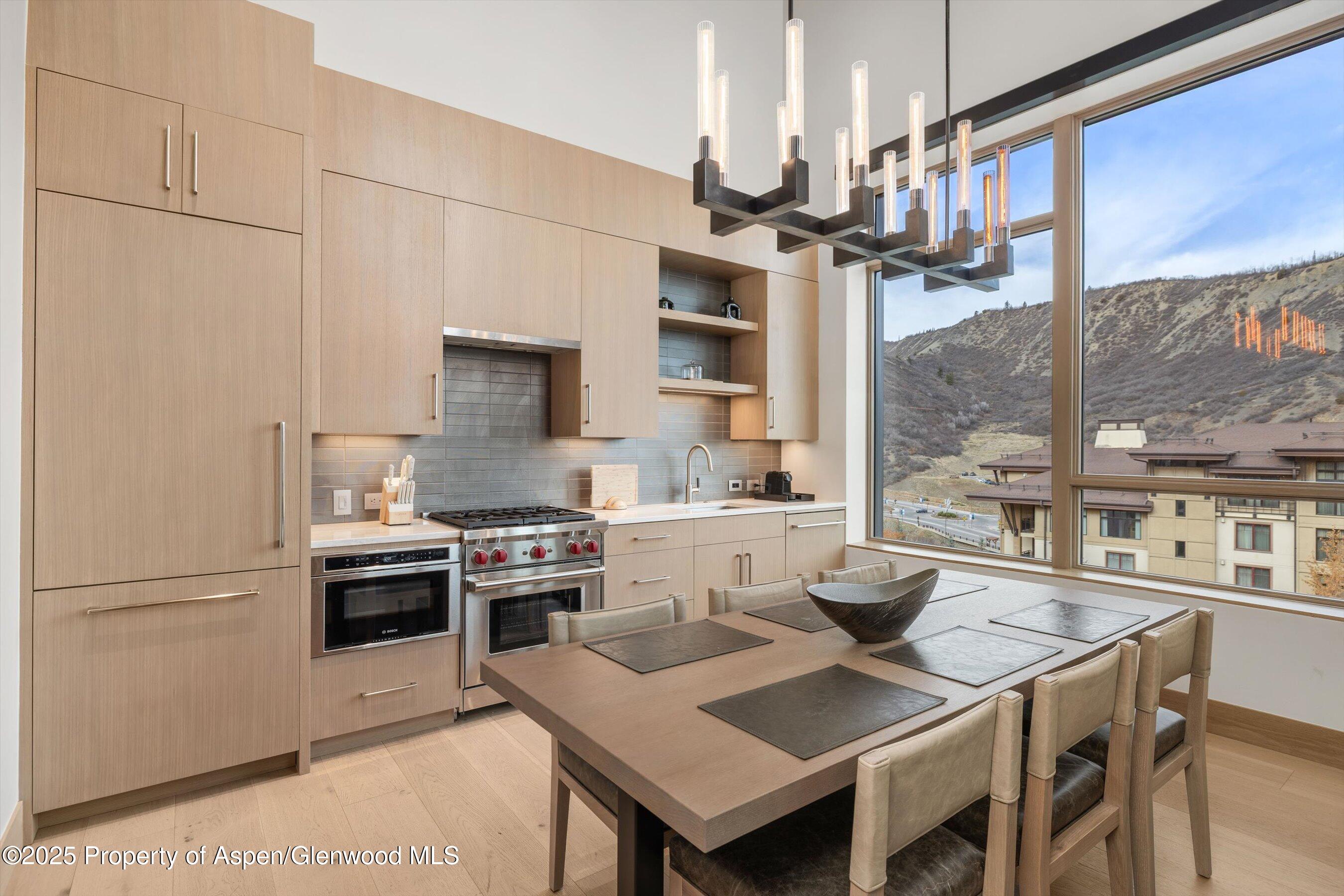 130 Wood Road, 654 Property Photo 9