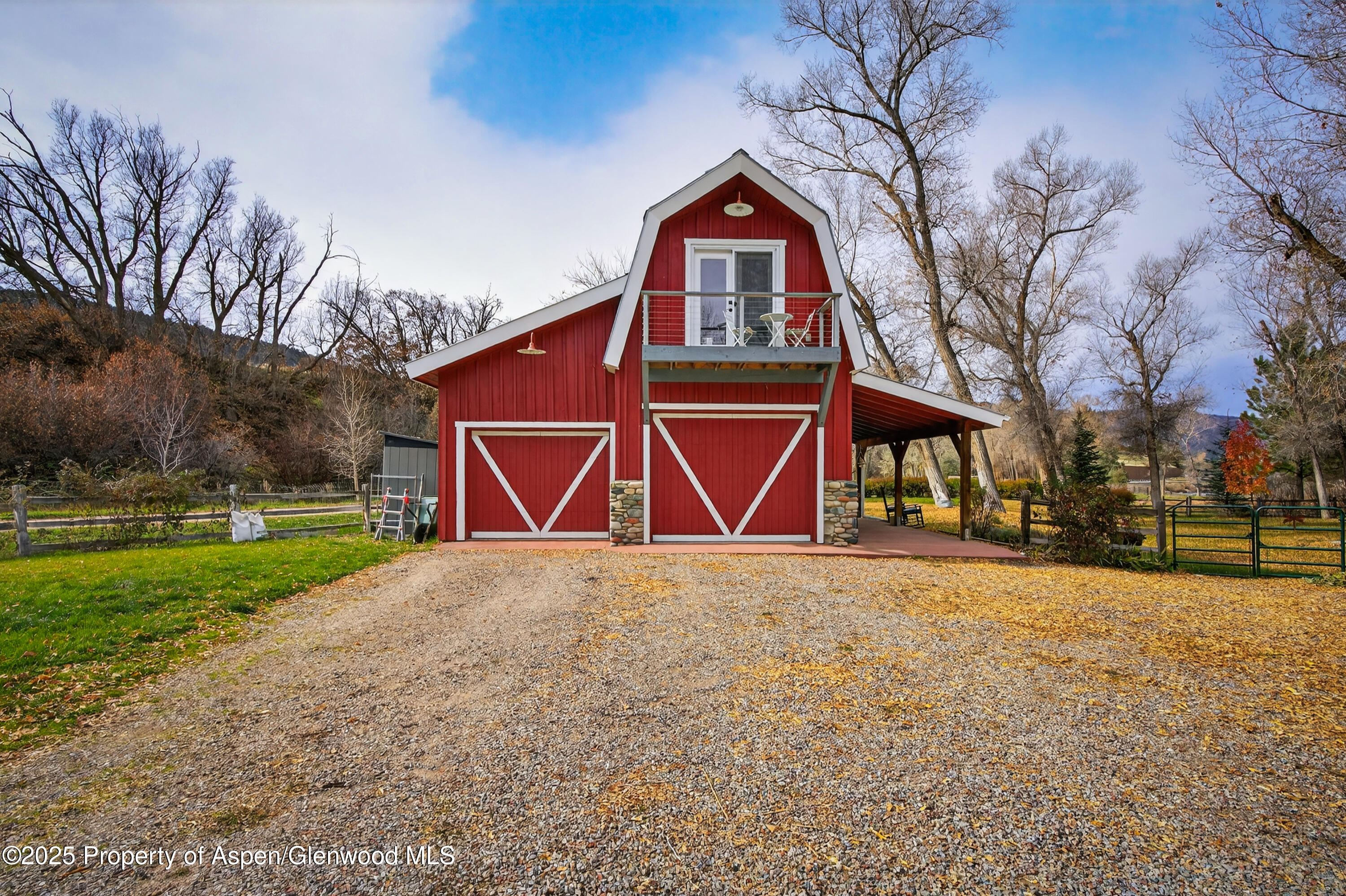 182 County Road 109 Property Photo 9