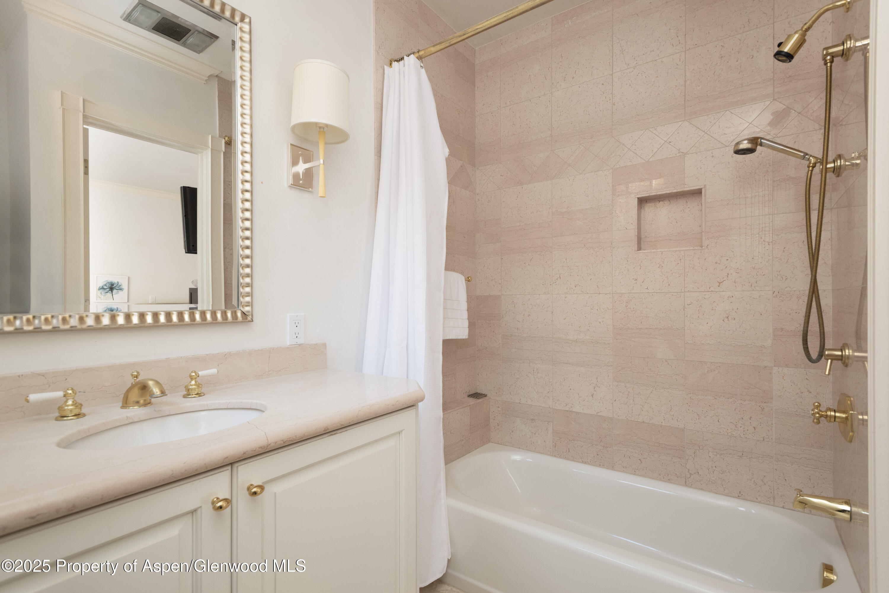 825 Ute Avenue A Property Photo 16