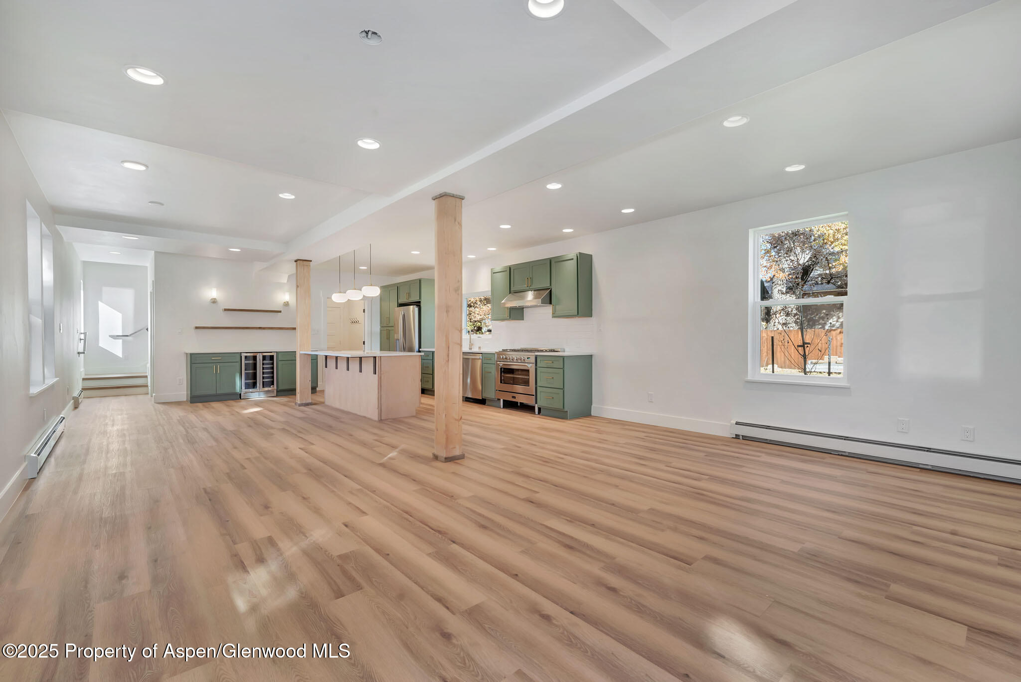 340 E Jefferson Avenue Property Photo 6