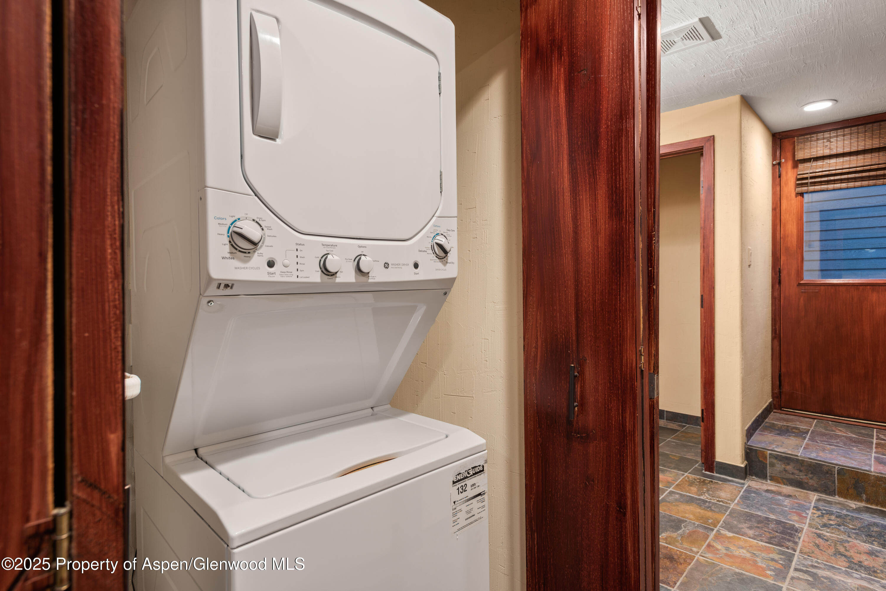 650 S Monarch Street Unit 4 Property Photo 37