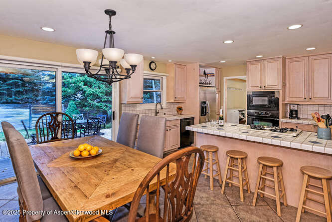 1280 Snowbunny Lane Property Photo 6