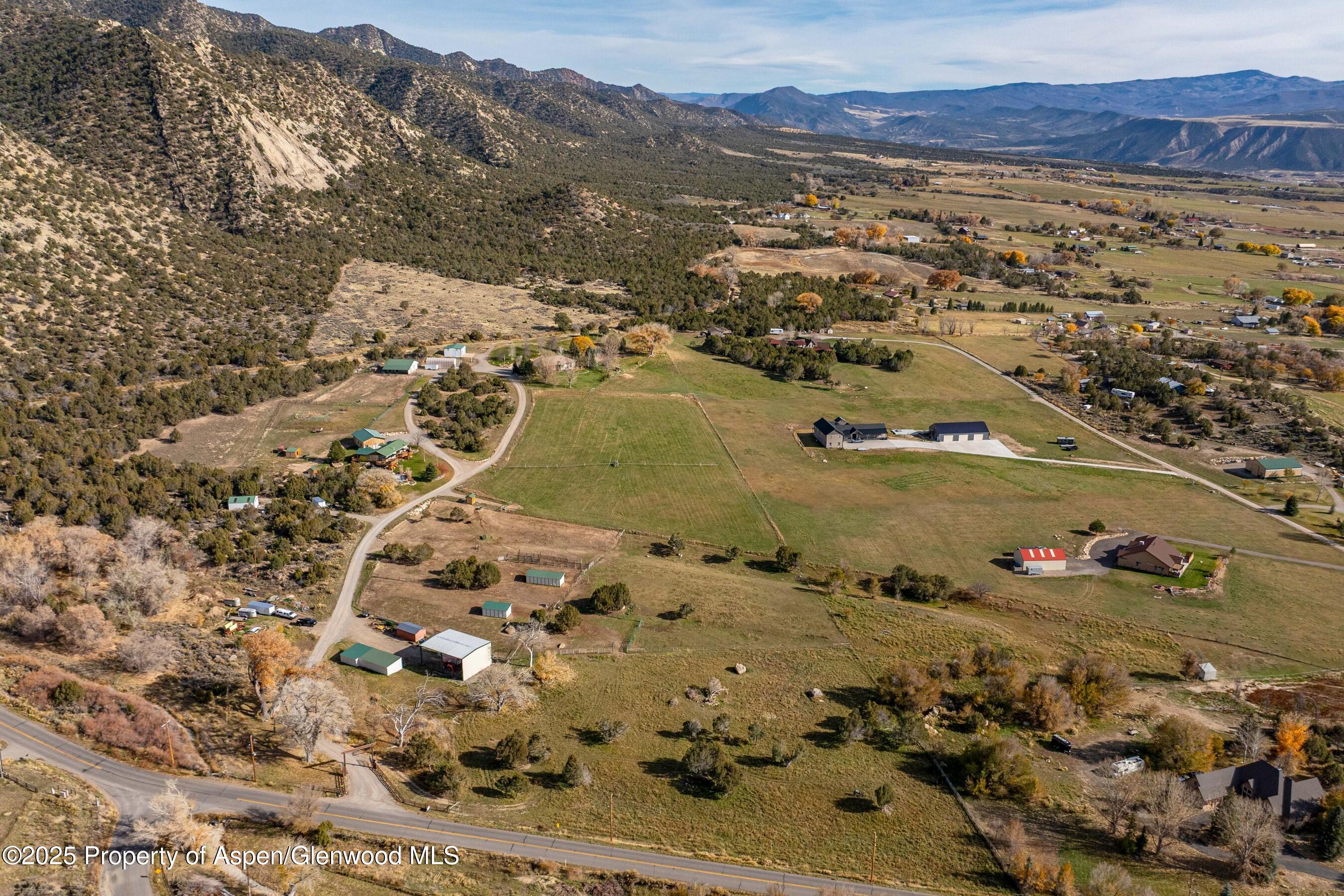 240 Lafrenz Circle Property Photo 4