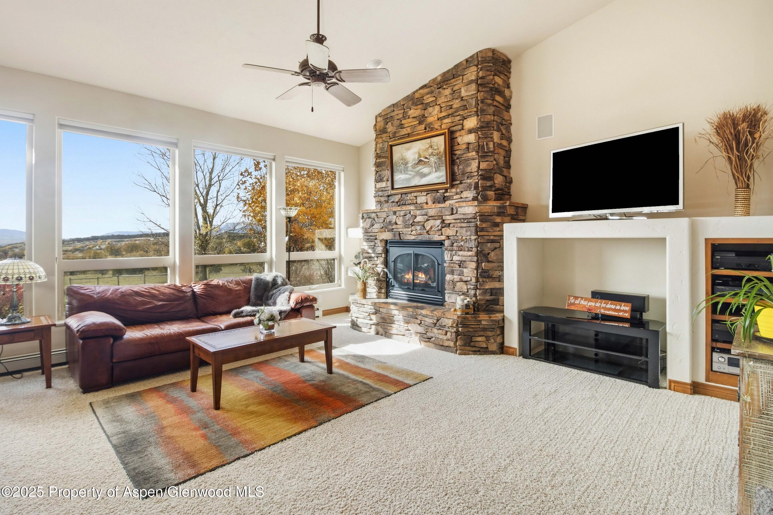 240 Lafrenz Circle Property Photo 10