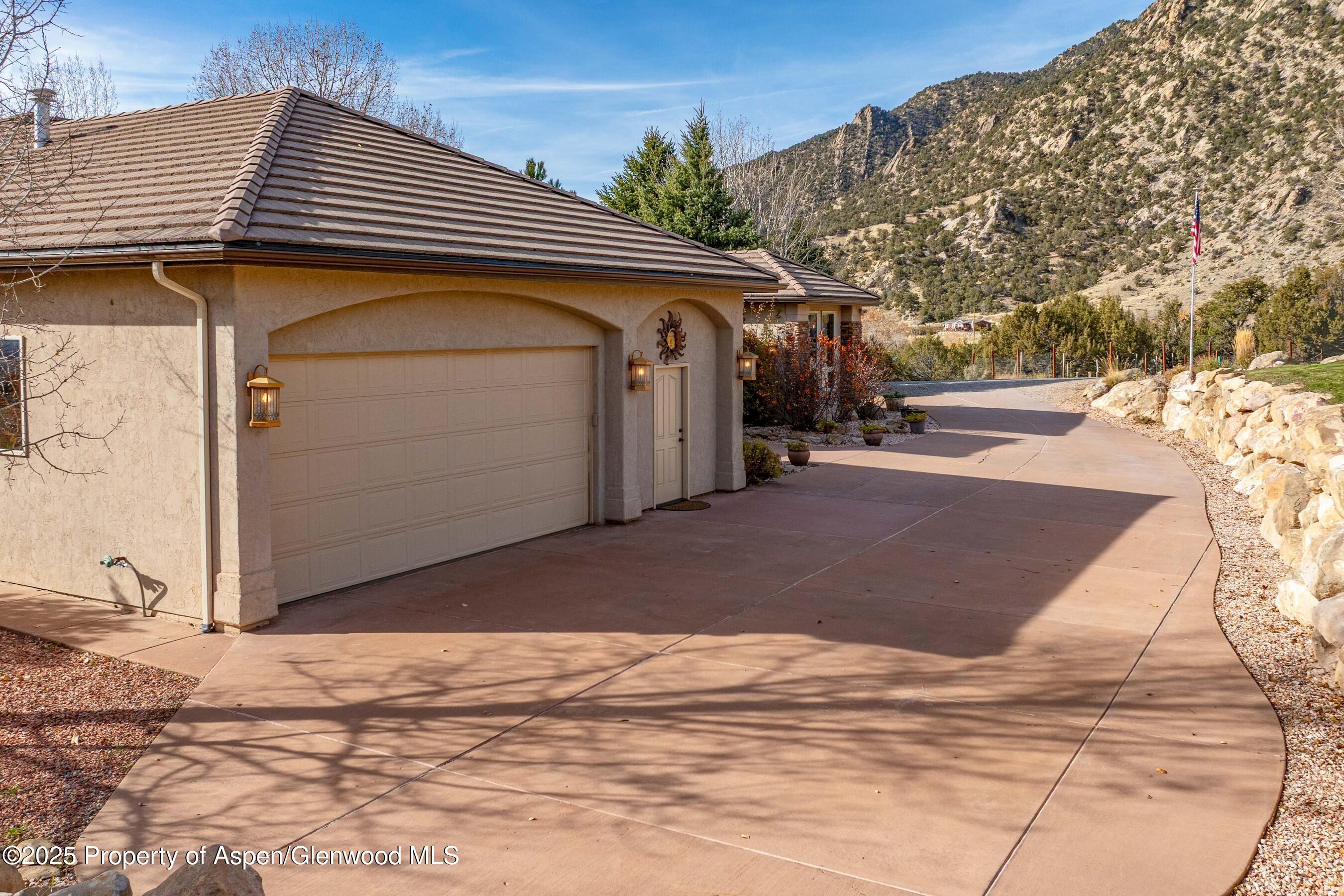 240 Lafrenz Circle Property Photo 27