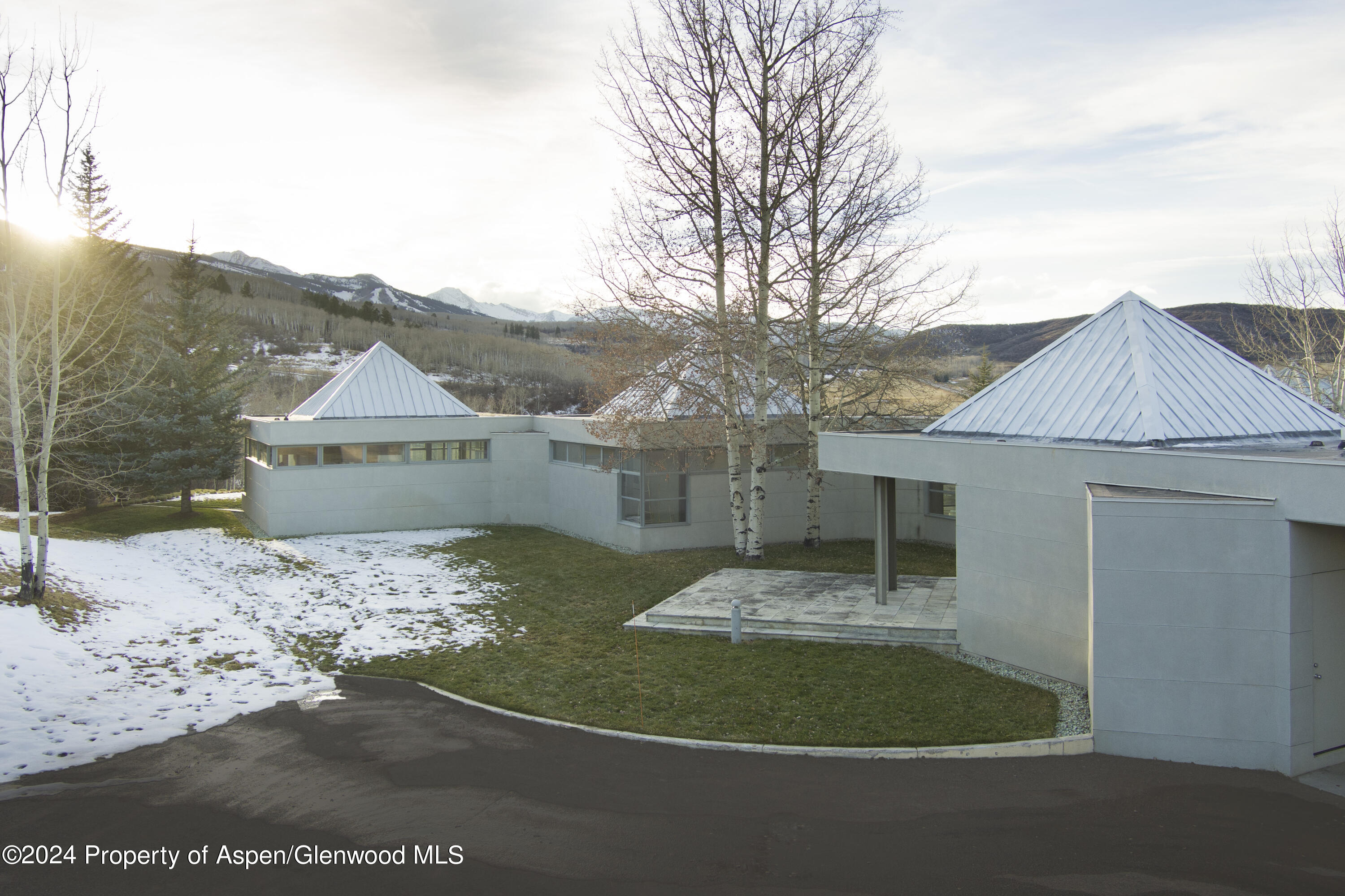 821 Cluny Road Property Photo 37