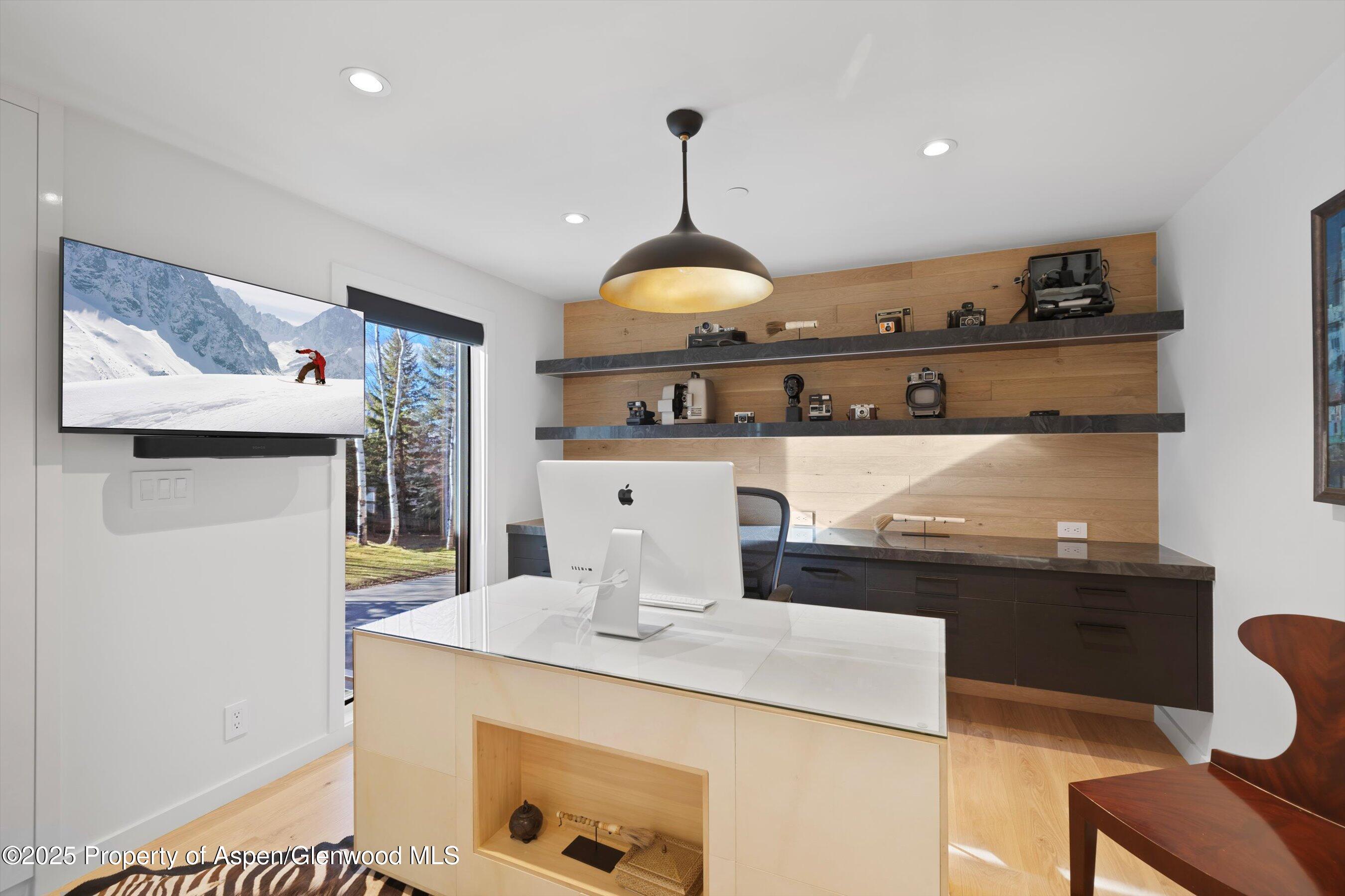 55 Smuggler Grove Road Property Photo 20