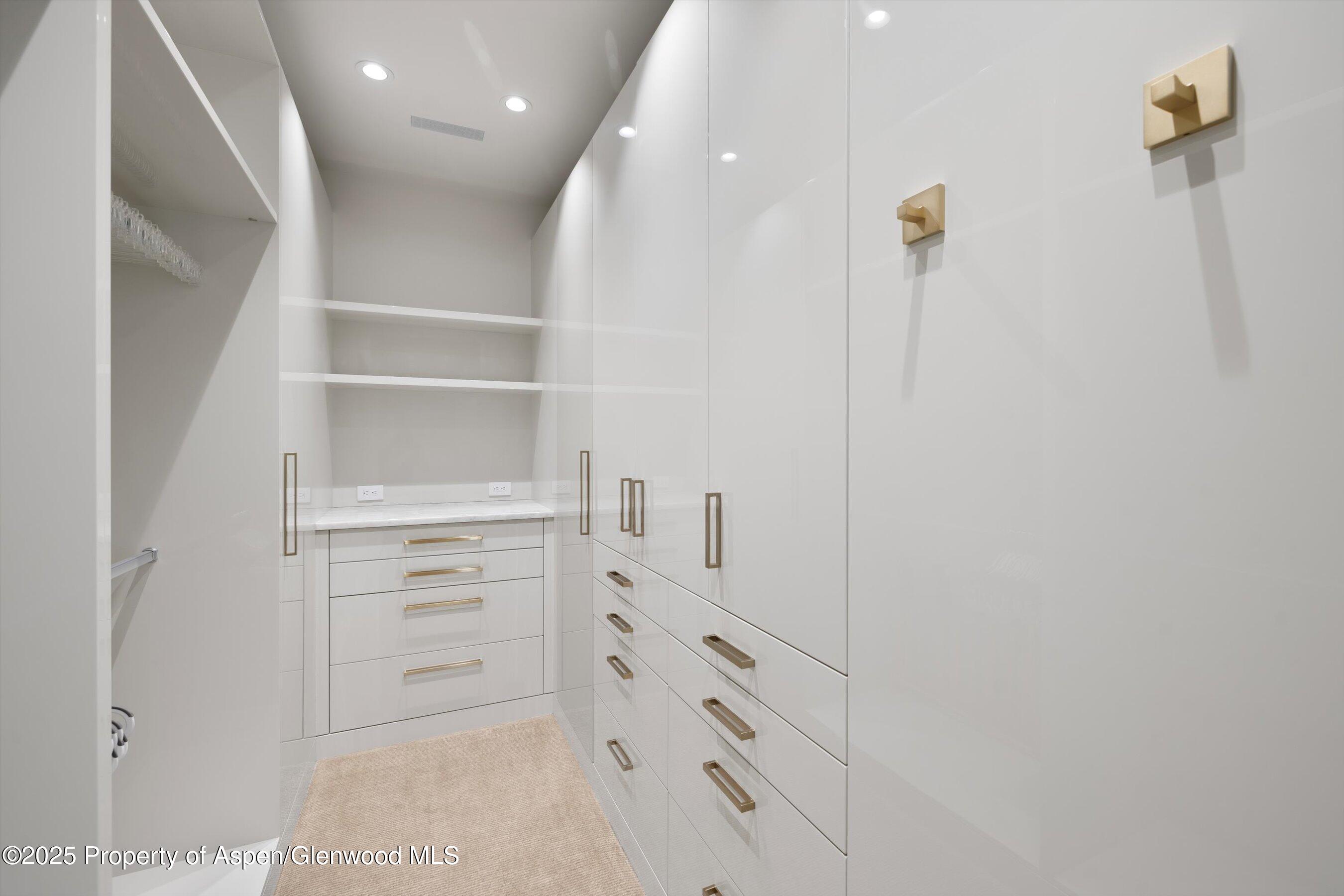 55 Smuggler Grove Road Property Photo 29