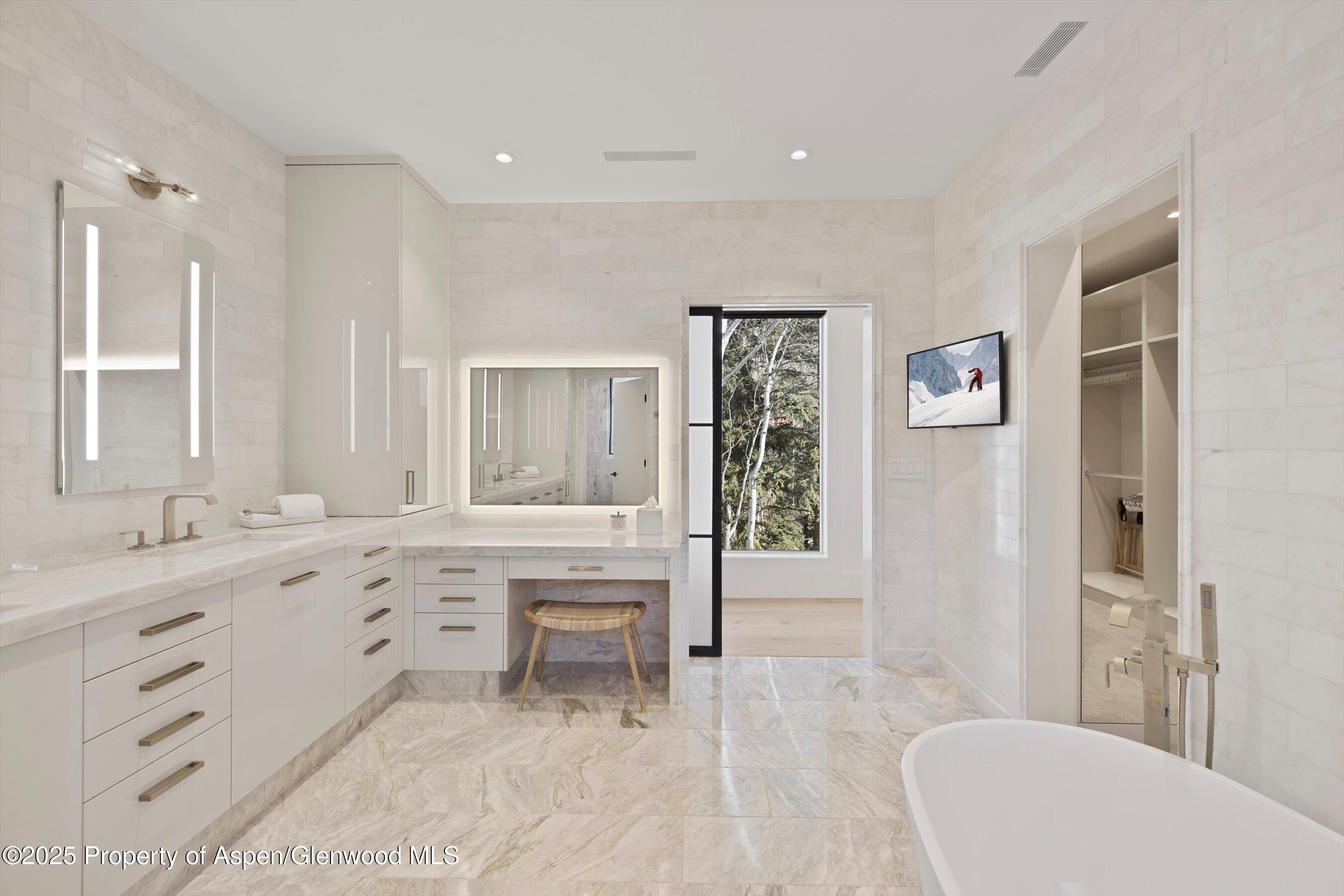 55 Smuggler Grove Road Property Photo 31