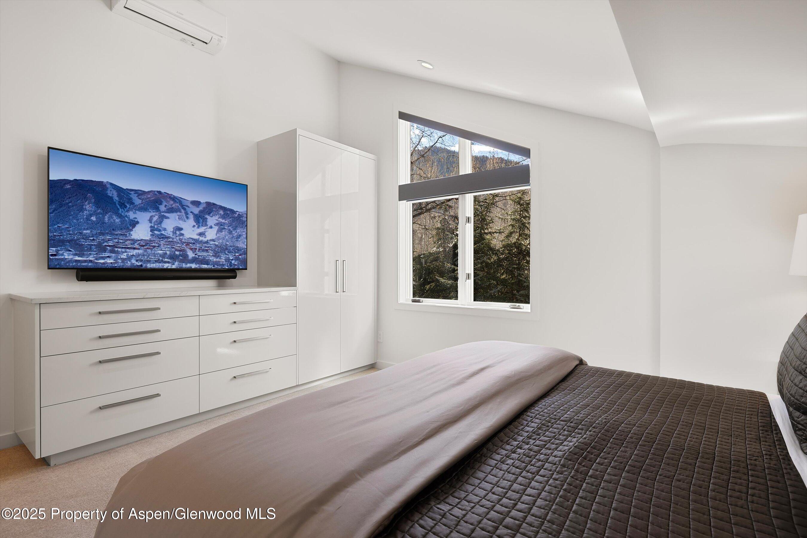 55 Smuggler Grove Road Property Photo 35