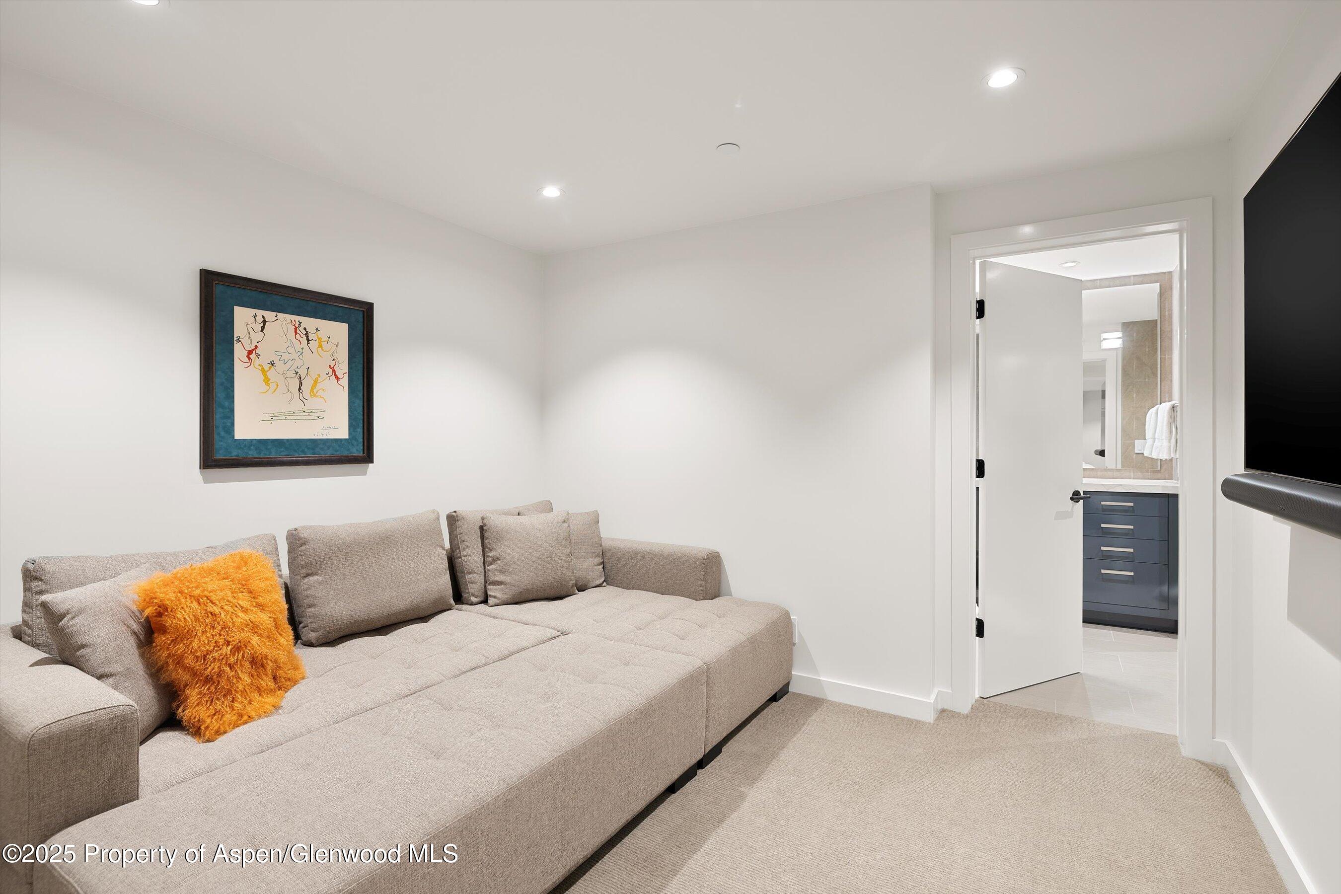 55 Smuggler Grove Road Property Photo 45