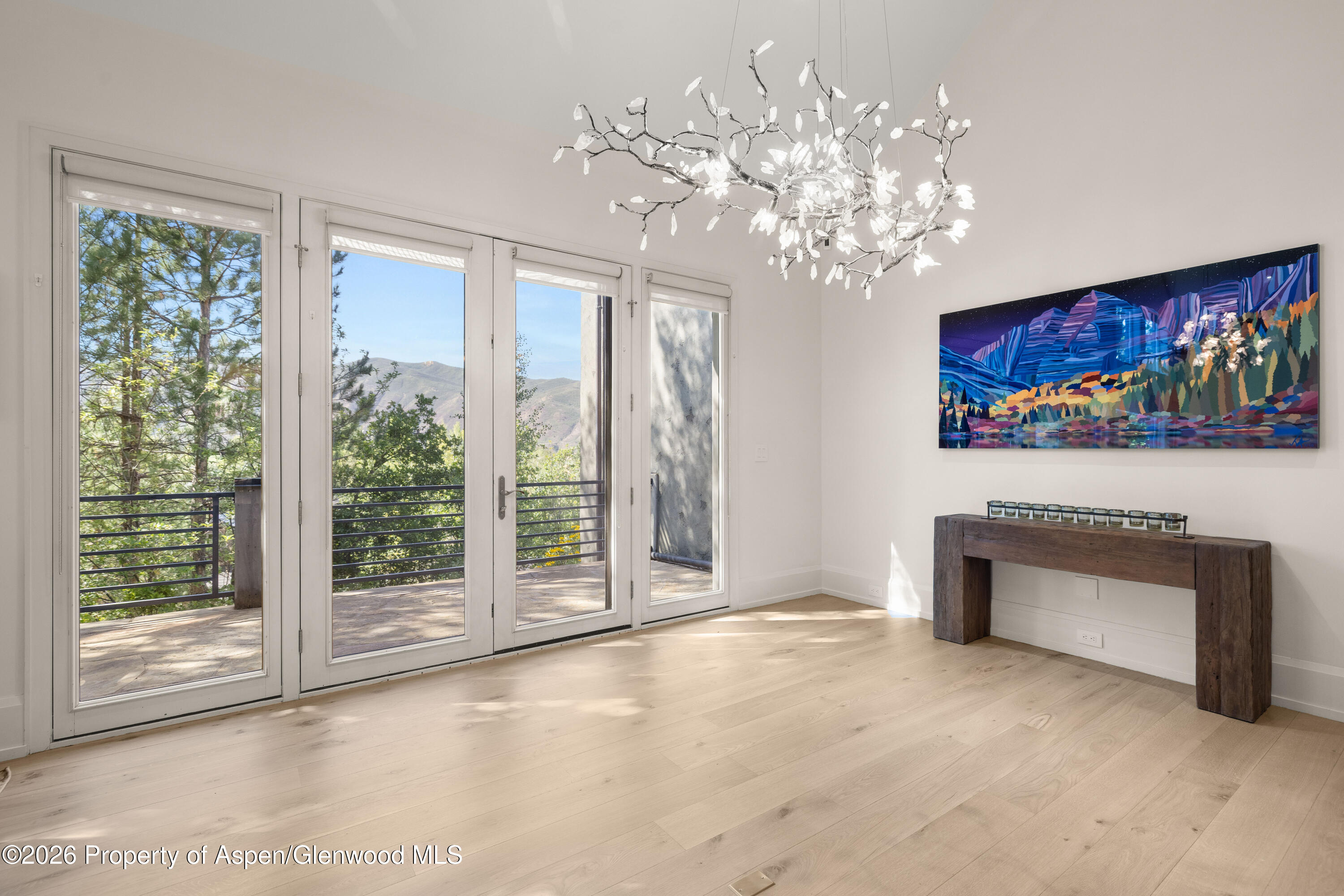 760 Promontory Lane Property Photo 8