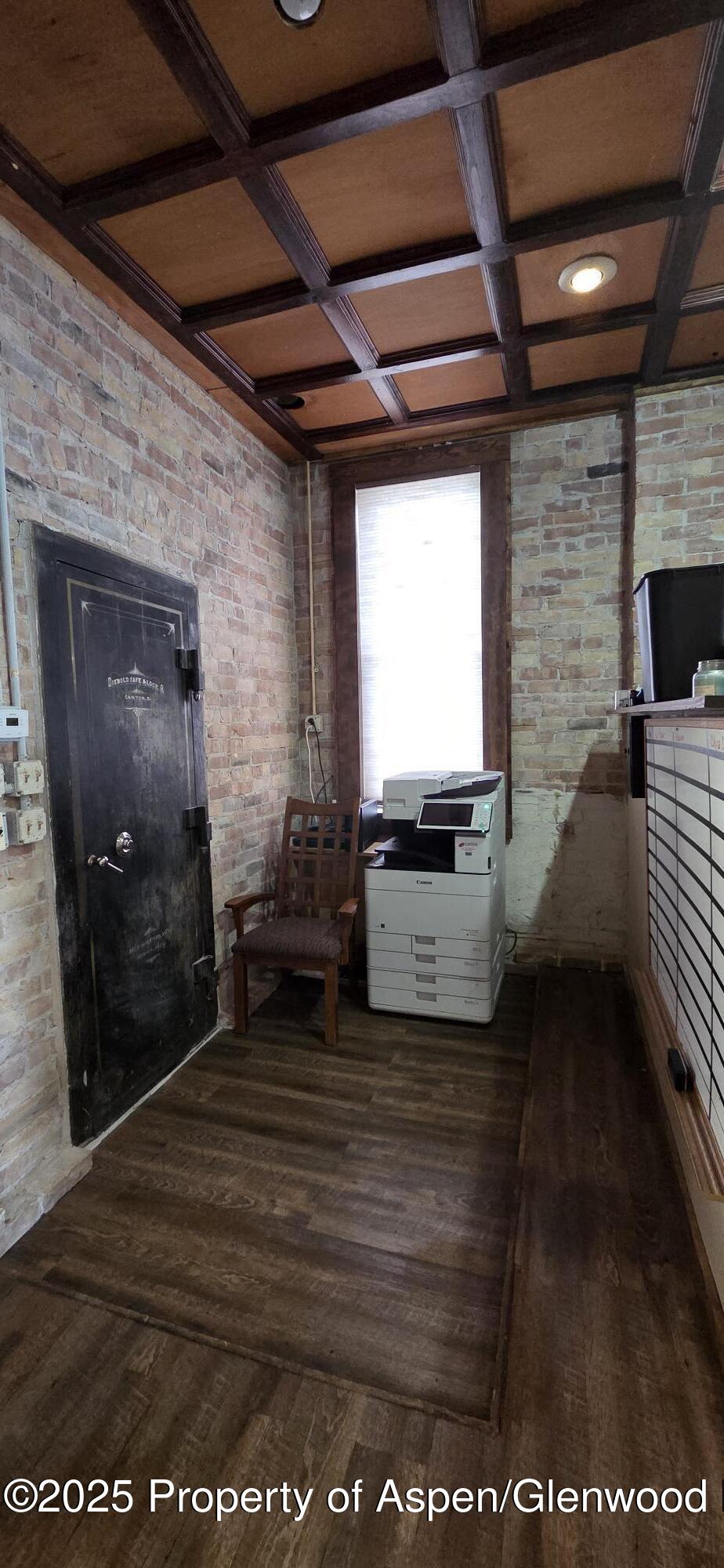 103 1st Street Property Photo 10