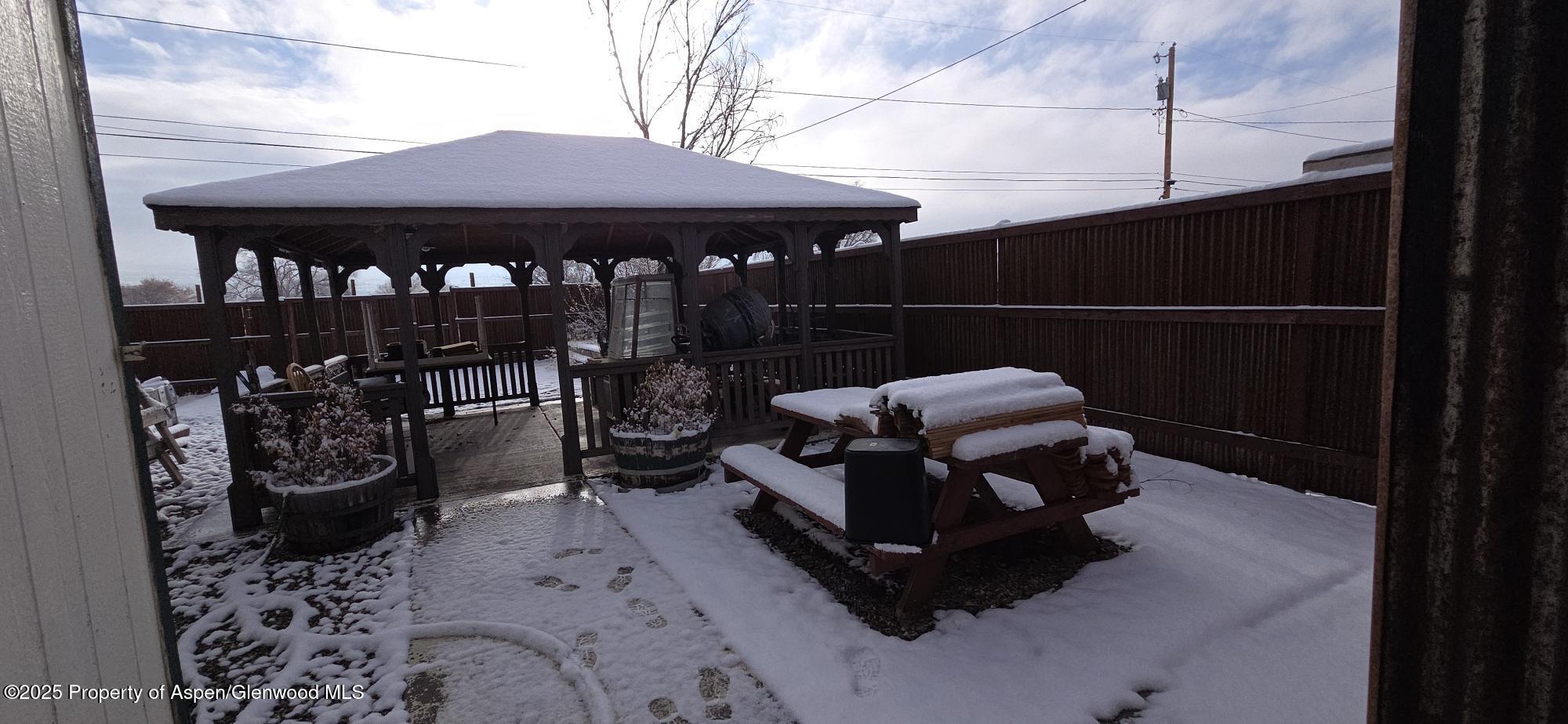 103 1st Street Property Photo 17