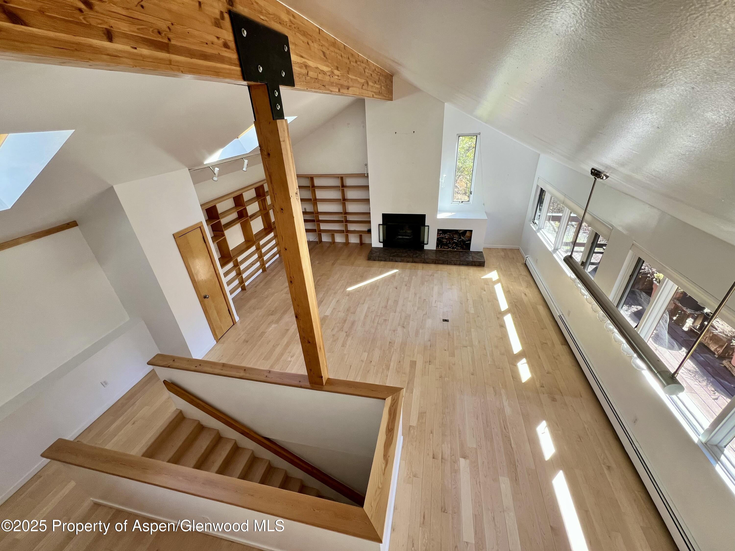 216 E Homestead Drive Property Photo 3