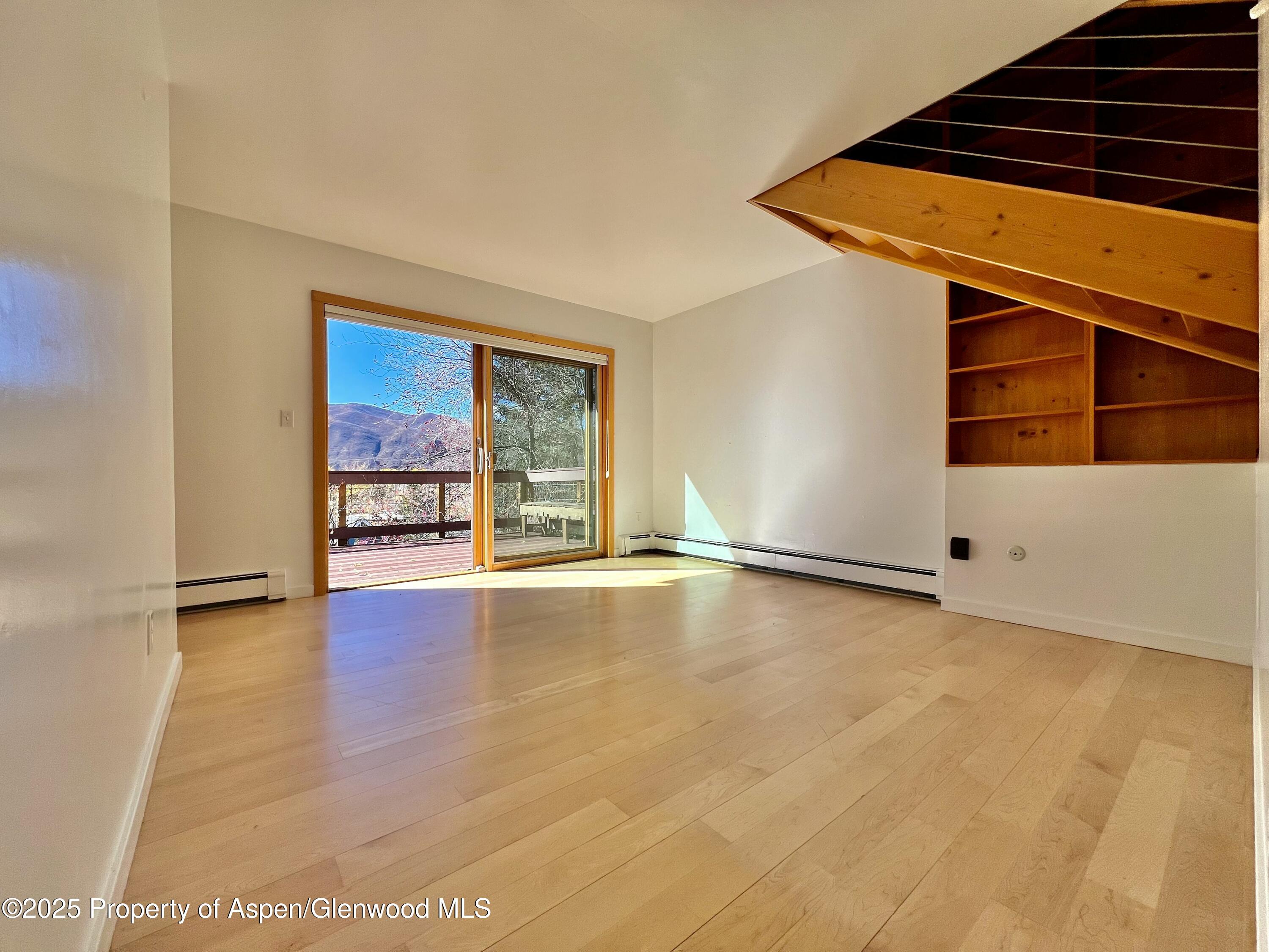 216 E Homestead Drive Property Photo 6