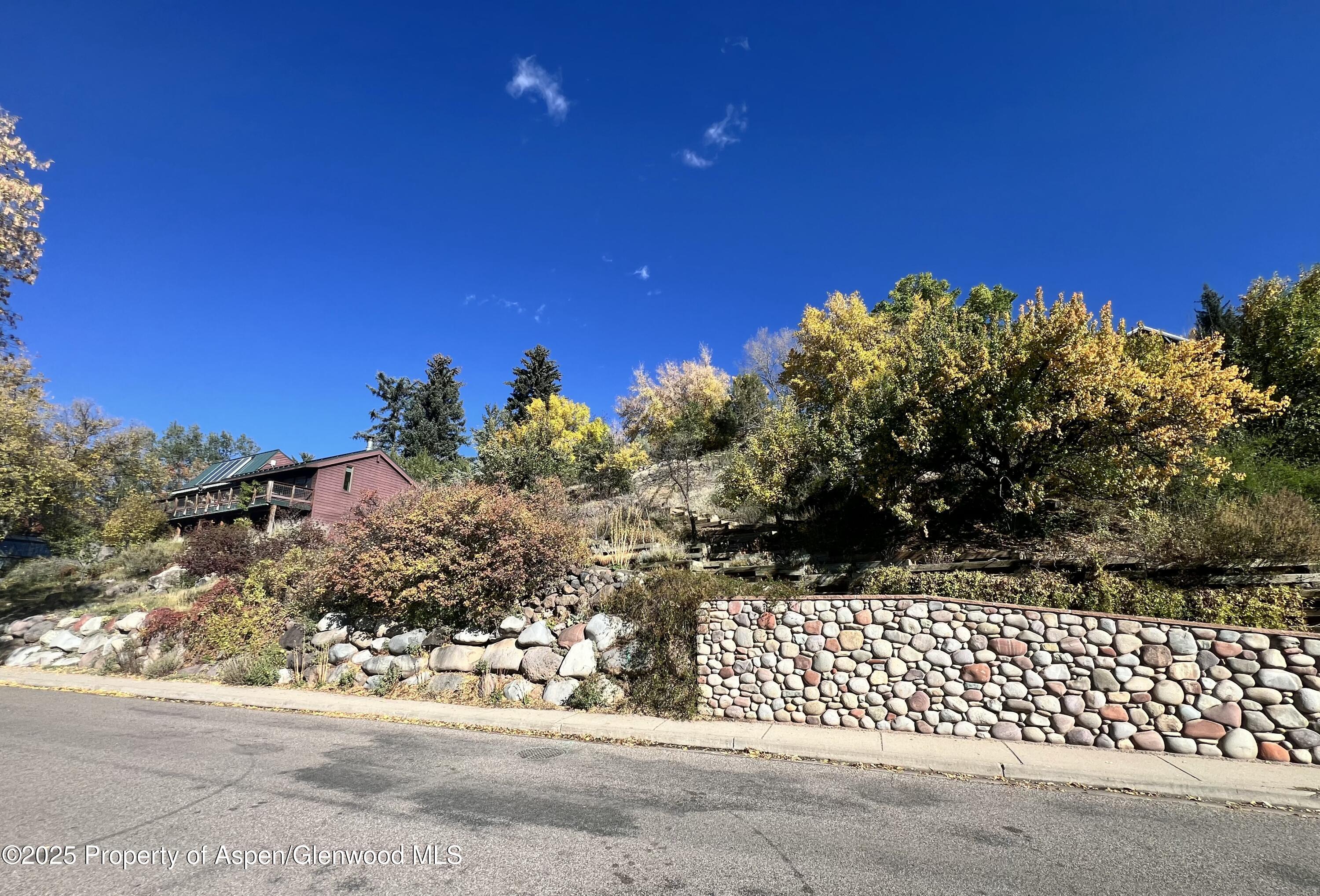 216 E Homestead Drive Property Photo 18