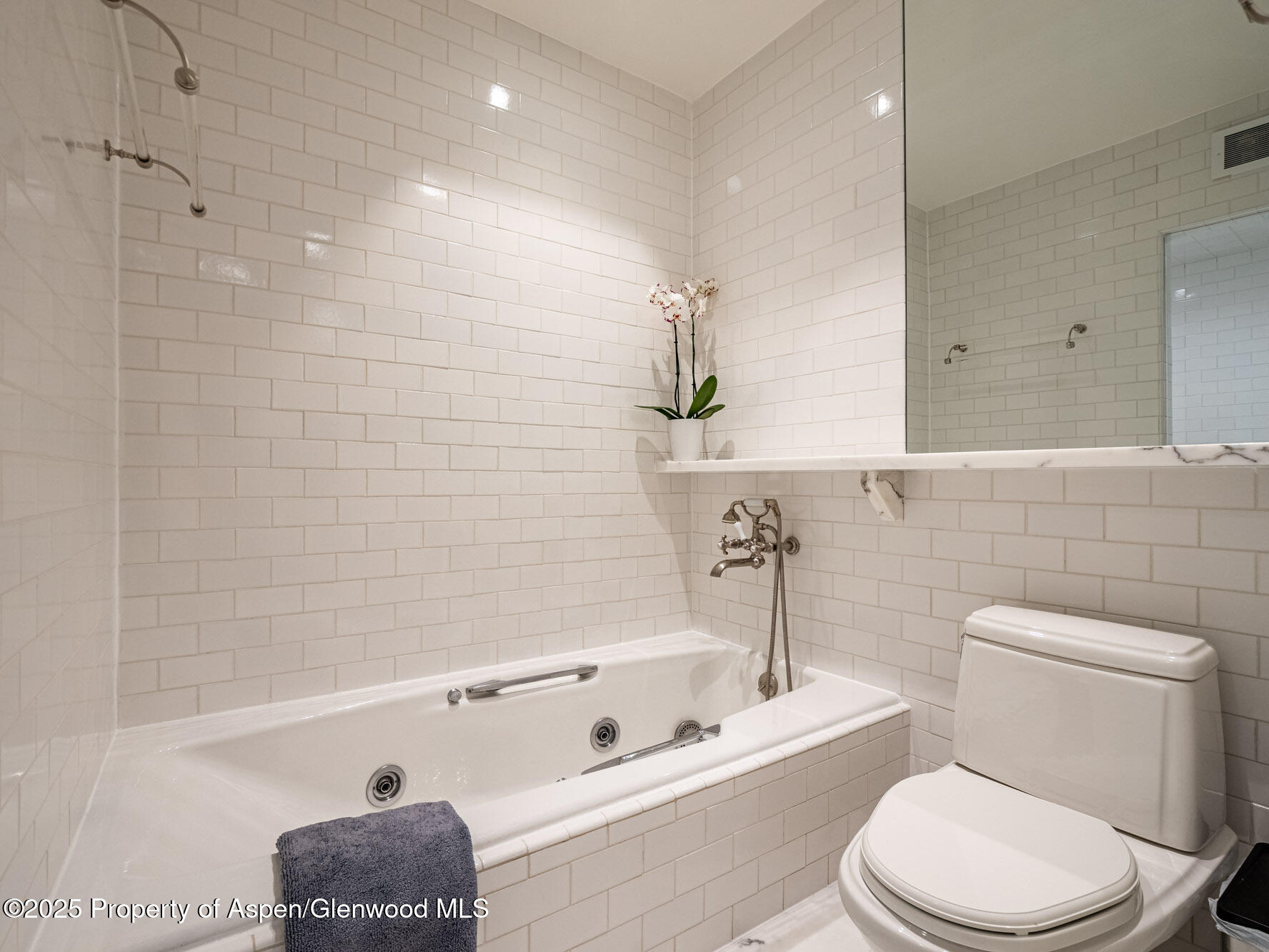 1440 Crystal Lake Road Property Photo 15