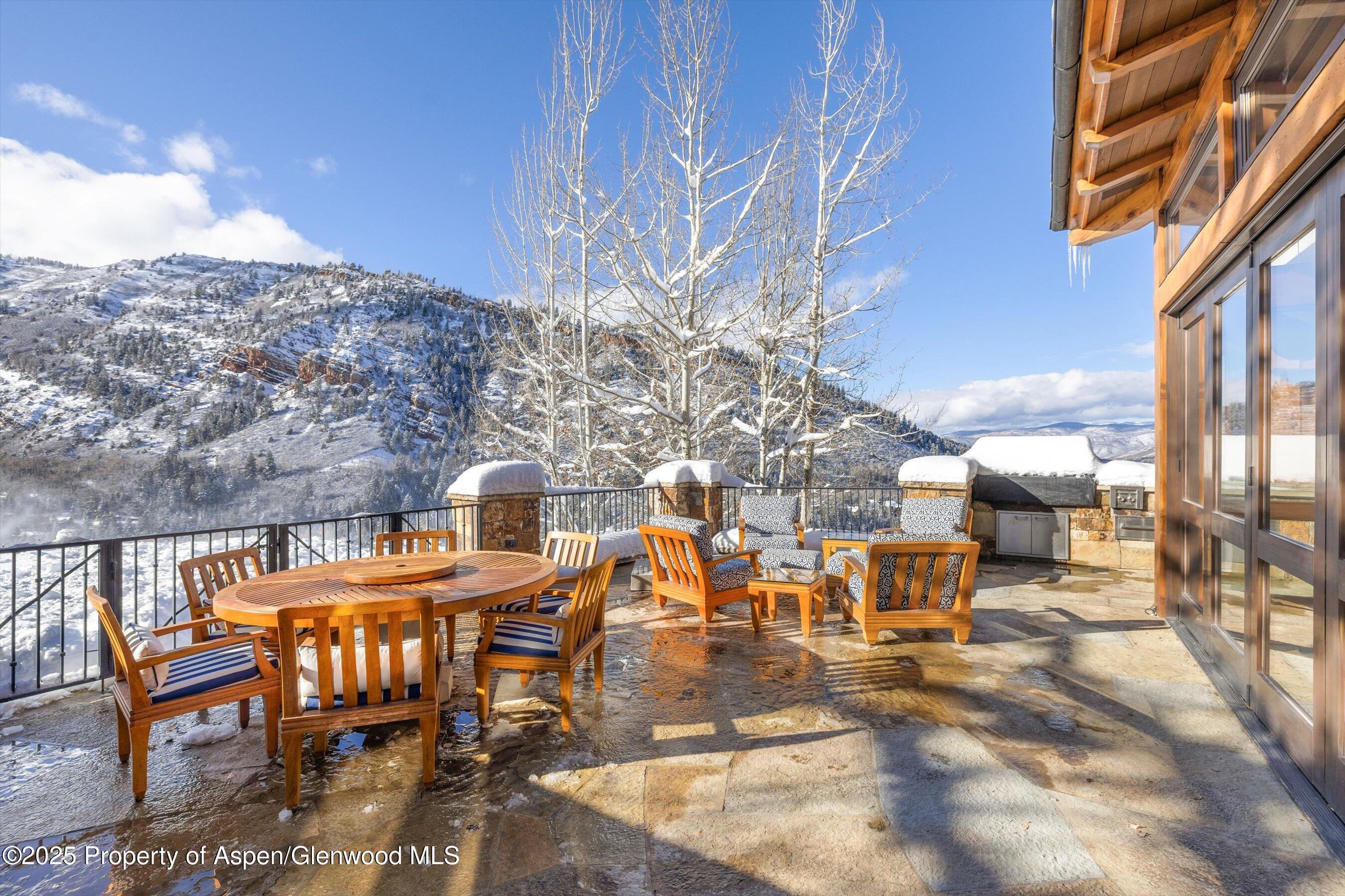 472 Thunderbowl Lane Property Photo 23