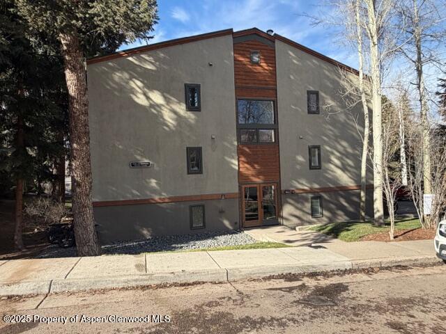 910 W Hallam Street 12 Property Photo 28