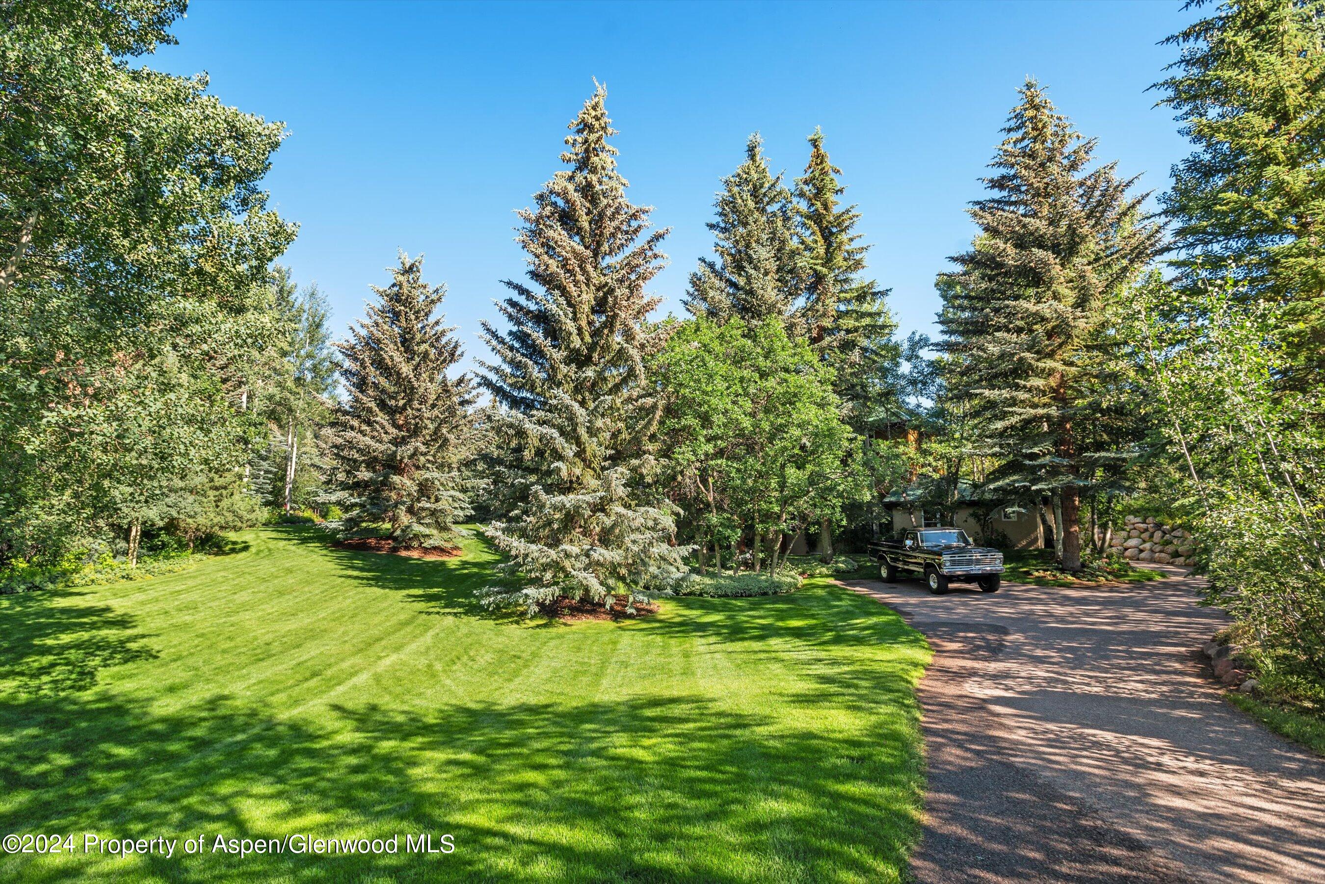 75 & 85 Glen Garry Drive Property Photo 18