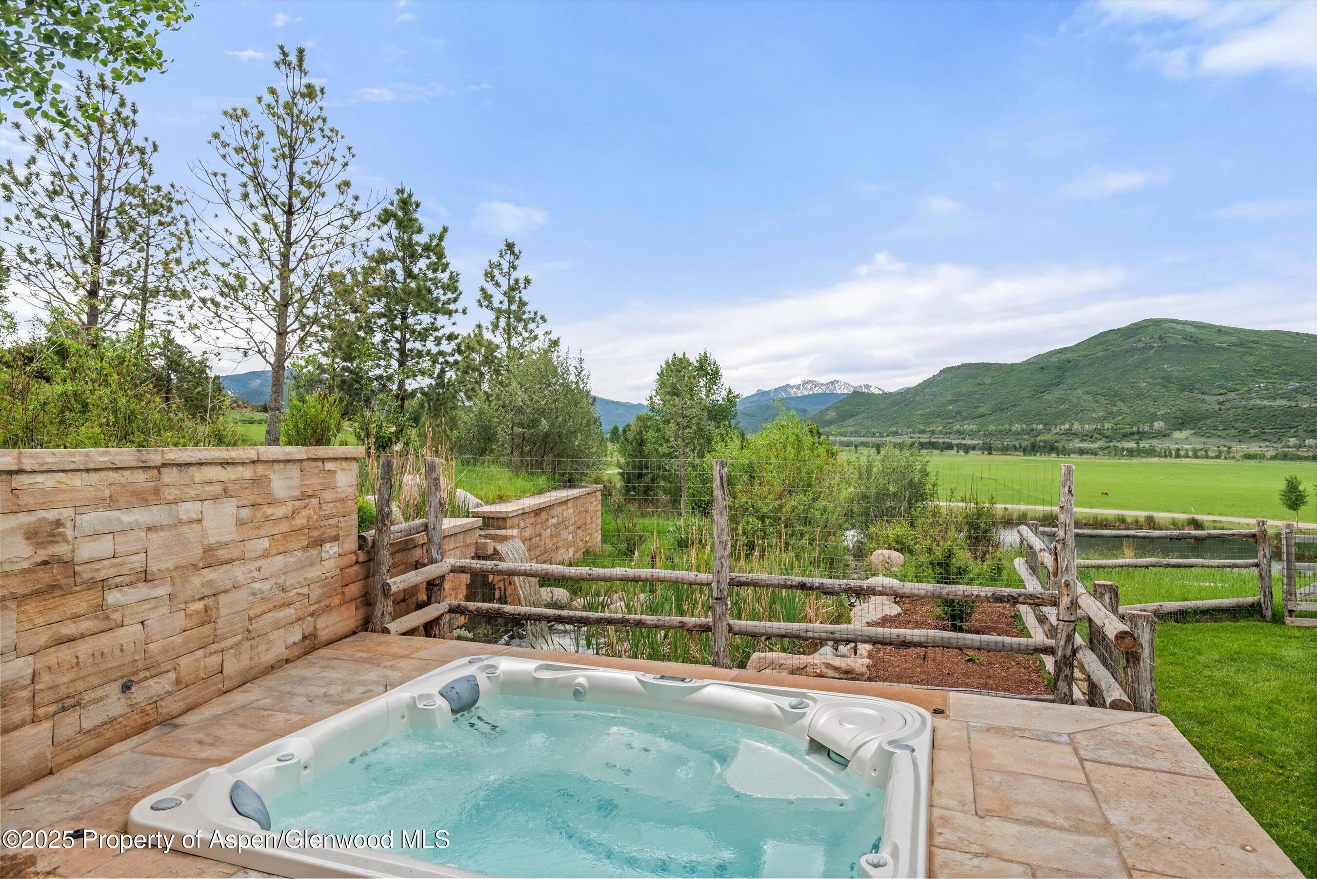 31 E Bourg Trail Property Photo 47