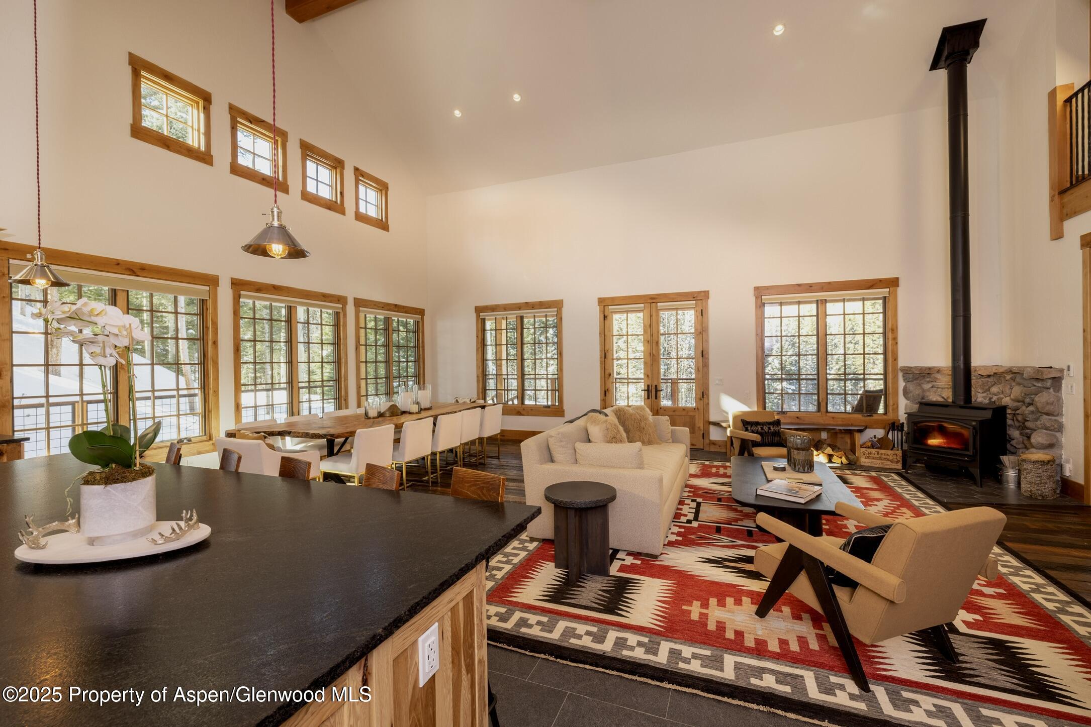 4901 Cimarron Mountain Road Property Photo 7