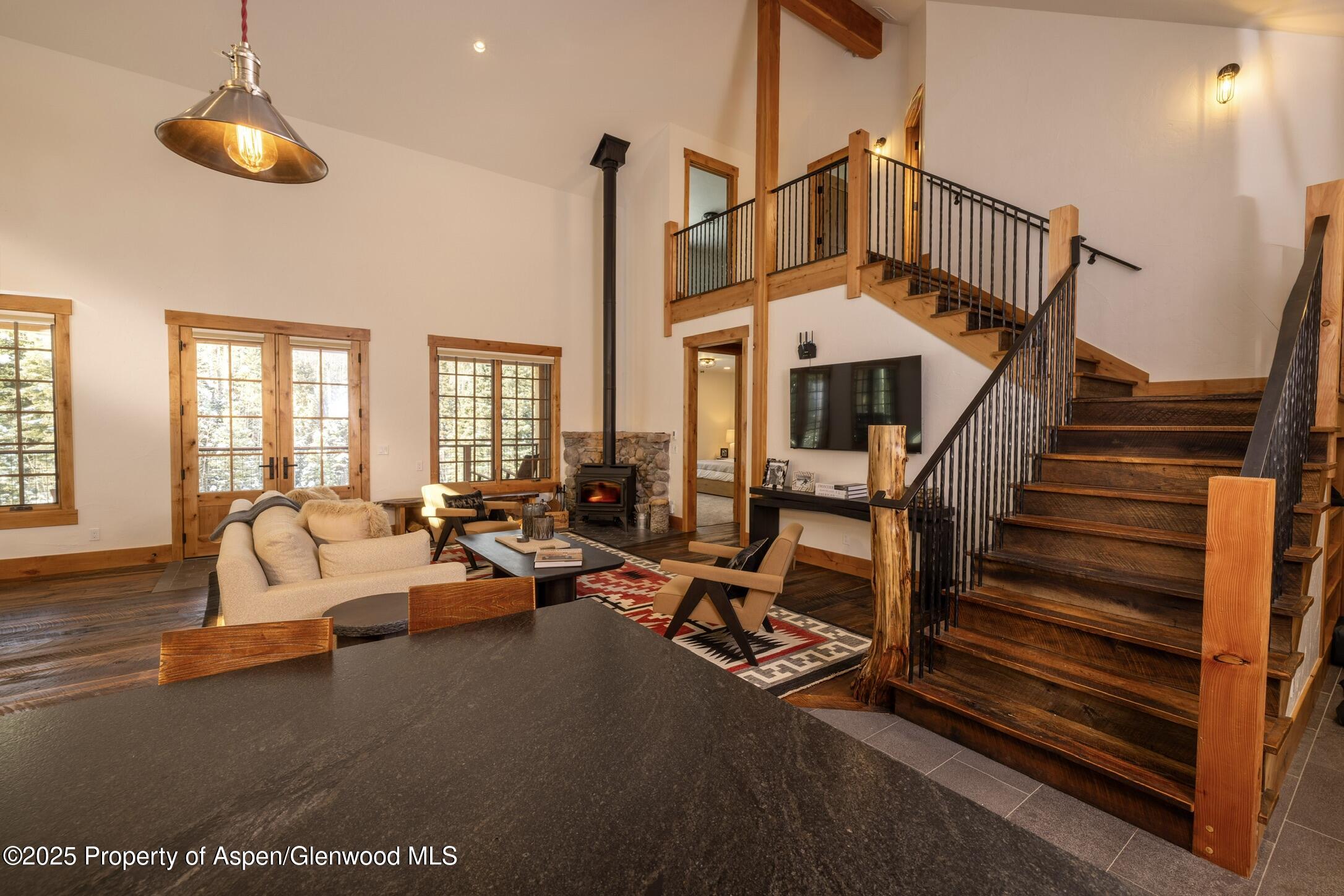 4901 Cimarron Mountain Road Property Photo 8