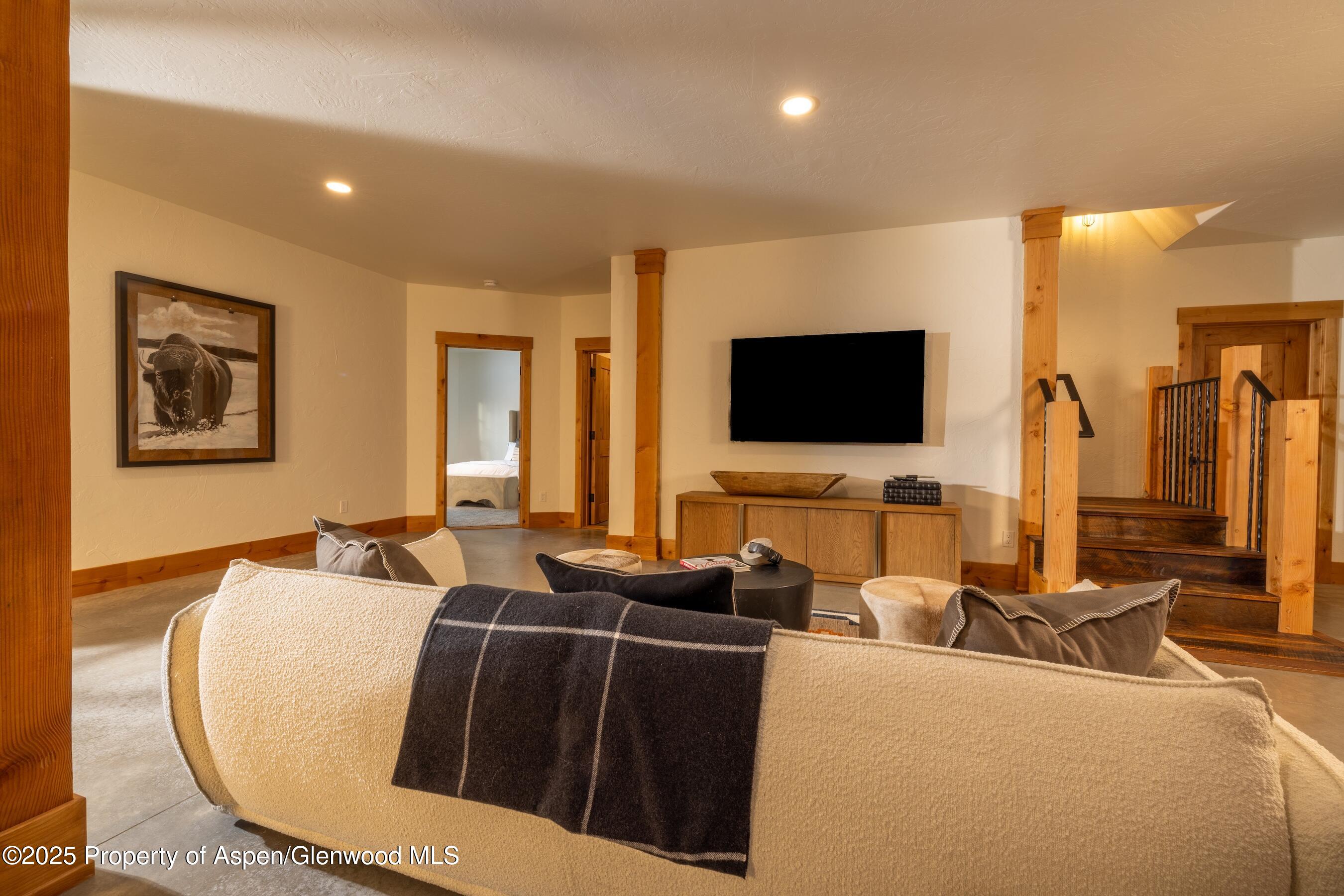 4901 Cimarron Mountain Road Property Photo 19