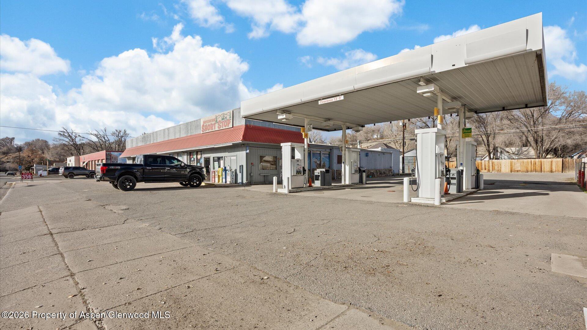 180 W Bridge Street Property Photo 1